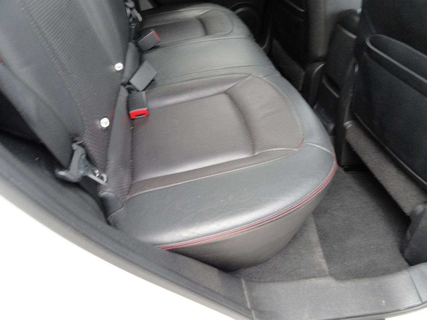 2010 Phantom White Pearl /Graphite Nissan Rogue SL (JN8AS5MV3AW) with an 2.5L L4 DOHC 16V engine, Automatic transmission, located at 827 W 26th Street, Erie, PA, 16508, (814) 455-3401, 42.105431, -80.090942 - Thanks for looking at our recent trade in with low miles for the year and no accidents. This is the SL all-wheel drive model with all the options for the model year including leather seating, power drivers seat, heated seats, power sunroof, remote start, keyless entry and lots more. A full service w - Photo#35