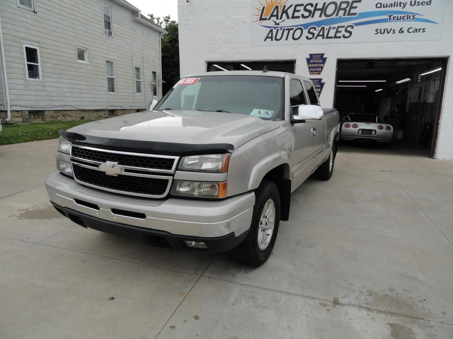 2006 Silver Birch /Greystone Chevrolet Silverado 1500 LT Ext. Cab 4WD (1GCEK19B46Z) with an 5.3L V8 OHV 16V engine, 4-Speed Automatic Overdrive transmission, located at 827 W 26th Street, Erie, PA, 16508, (814) 455-3401, 42.105431, -80.090942 - Thanks for looking at our very clean and hard to find in good condition truck. Yes, this truck has a few miles, but as can be seen by the pictures it's in very good condition with recently replaced cab corners along and rocker panels. As you know trucks in this lower price range in good condition ar- Photo#7