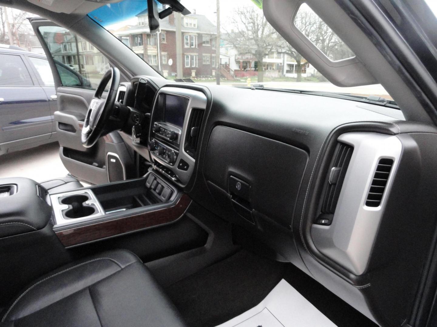 2017 Dark Slate Metallic /Graphite GMC Sierra 1500 SLT (1GTV2NEC4HZ) with an 5.3L V8 OHV 16V engine, 8-Speed Automatic transmission, located at 827 W 26th Street, Erie, PA, 16508, (814) 455-3401, 42.105431, -80.090942 - Thanks for looking at our accident free like new GMC trade in. Please be advised that we sold this truck two months ago and the buyer traded it back in to us on a GMC Denali which is what he originally wanted and also be advised that these are two month old pictures and the current mileage is 99301. - Photo#43