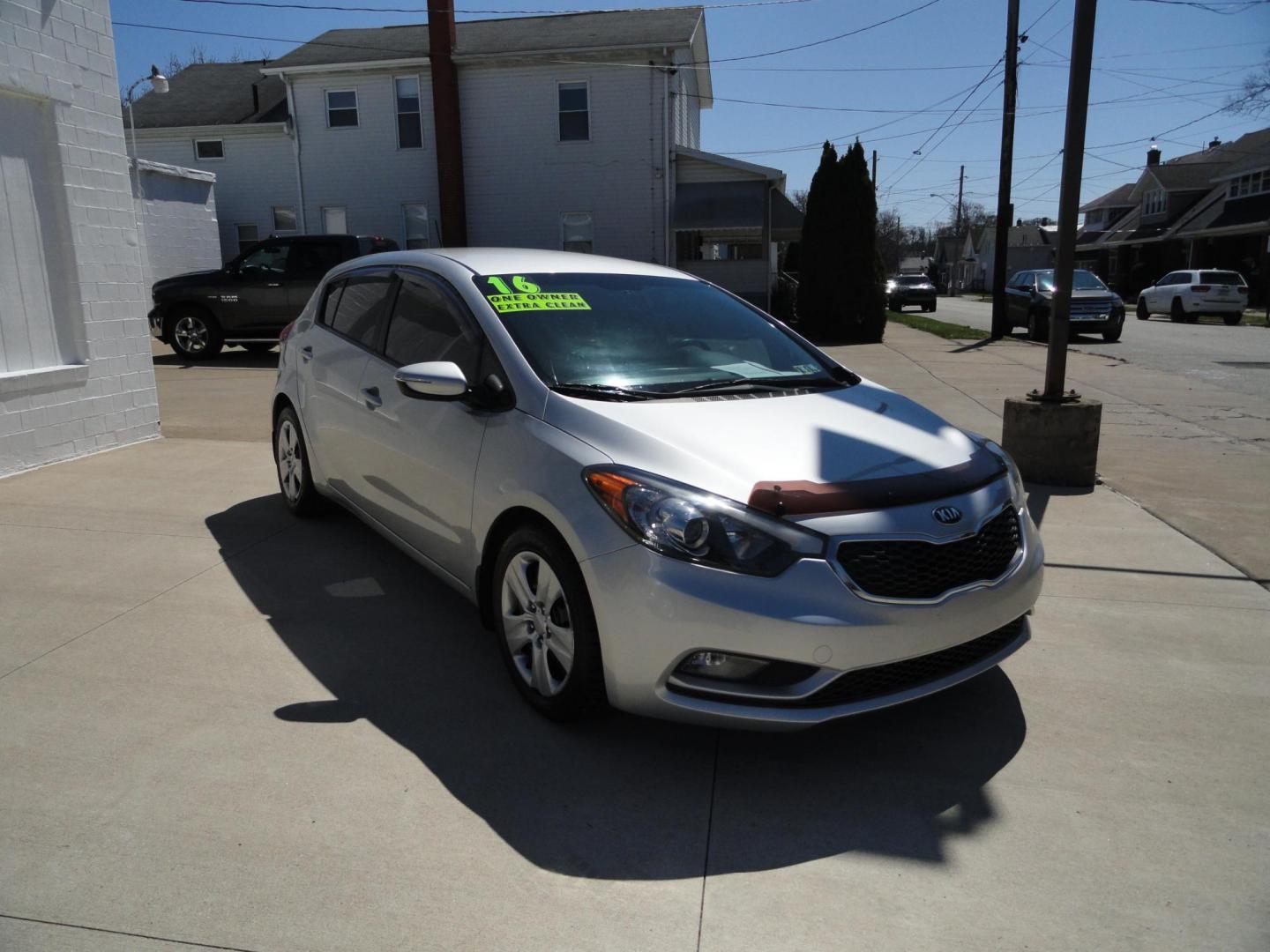 2016 Silky Silver Metallic /Greystone Kia Forte 5-Door LX (KNAFK5A81G5) with an 2.0L L4 DOHC 16V engine, 6-Speed Automatic transmission, located at 827 W 26th Street, Erie, PA, 16508, (814) 455-3401, 42.105431, -80.090942 - Thanks for looking at our one owner accident and rust-free new Ford trade. This is the LX model with lots of options and it comes with like new exterior plus a nonsmoker interior. A recent Pa state and emissions inspection, lube oil and filter change were just completed in our service department. Hu - Photo#0