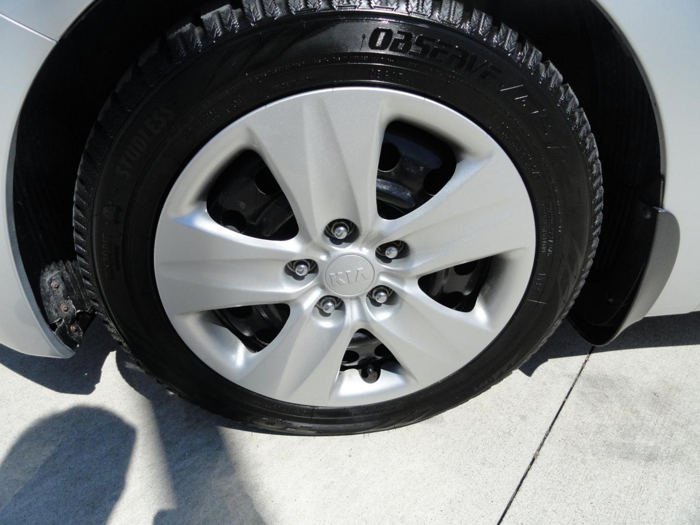 2016 Silky Silver Metallic /Greystone Kia Forte 5-Door LX (KNAFK5A81G5) with an 2.0L L4 DOHC 16V engine, 6-Speed Automatic transmission, located at 827 W 26th Street, Erie, PA, 16508, (814) 455-3401, 42.105431, -80.090942 - Thanks for looking at our one owner accident and rust-free new Ford trade. This is the LX model with lots of options and it comes with like new exterior plus a nonsmoker interior. A recent Pa state and emissions inspection, lube oil and filter change were just completed in our service department. Hu - Photo#34