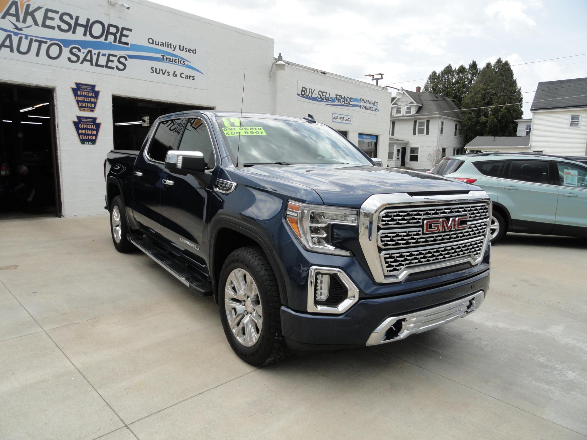 photo of 2019 GMC Sierra 1500 Denali Crew Cab 4WD