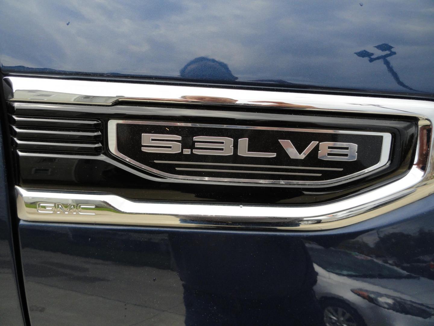 2019 Pacific Blue Metallic /Graphite GMC Sierra 1500 Denali Crew Cab 4WD (1GTU9FED7KZ) with an 5.3L V8 OHV 16V engine, 8 SPEED AUTOMATIC transmission, located at 827 W 26th Street, Erie, PA, 16508, (814) 455-3401, 42.105431, -80.090942 - Thanks for looking at our one owner rust and accident-free new truck trade. This is the top-of-the-line GMC Sierra Denali model with just about all the options on this top-of-the-line model and if you know this model you know what they are. A full service was just completed in our service department - Photo#3