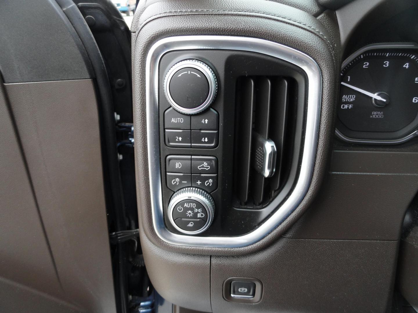 2019 Pacific Blue Metallic /Graphite GMC Sierra 1500 Denali Crew Cab 4WD (1GTU9FED7KZ) with an 5.3L V8 OHV 16V engine, 8 SPEED AUTOMATIC transmission, located at 827 W 26th Street, Erie, PA, 16508, (814) 455-3401, 42.105431, -80.090942 - Thanks for looking at our one owner rust and accident-free new truck trade. This is the top-of-the-line GMC Sierra Denali model with just about all the options on this top-of-the-line model and if you know this model you know what they are. A full service was just completed in our service department - Photo#22