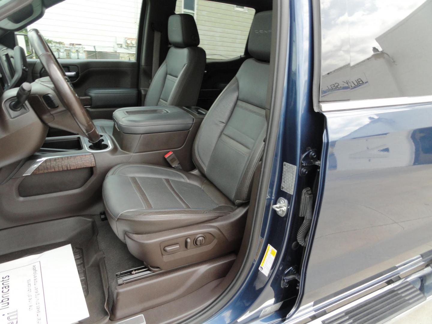 2019 Pacific Blue Metallic /Graphite GMC Sierra 1500 Denali Crew Cab 4WD (1GTU9FED7KZ) with an 5.3L V8 OHV 16V engine, 8 SPEED AUTOMATIC transmission, located at 827 W 26th Street, Erie, PA, 16508, (814) 455-3401, 42.105431, -80.090942 - Thanks for looking at our one owner rust and accident-free new truck trade. This is the top-of-the-line GMC Sierra Denali model with just about all the options on this top-of-the-line model and if you know this model you know what they are. A full service was just completed in our service department - Photo#26