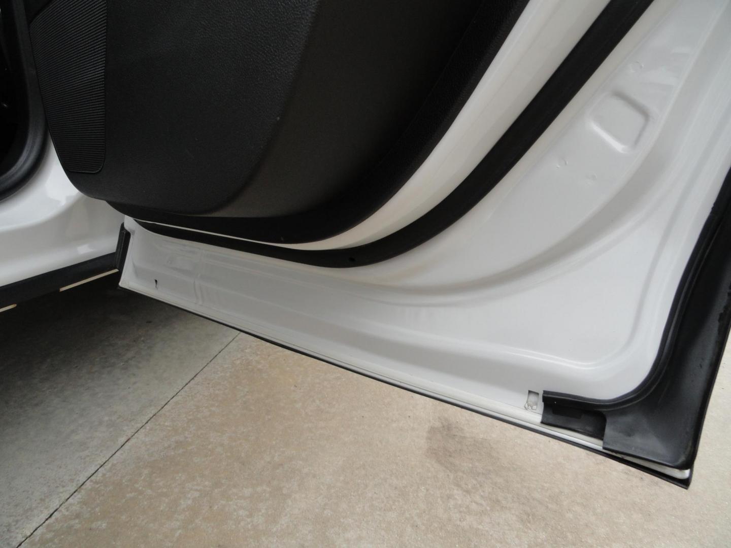 2017 Frost White Tricoat /Graphite Chevrolet Equinox Premier AWD (2GNFLGE34H6) with an 3.6L V6 DOHC 24V engine, 6 Automatic transmission, located at 827 W 26th Street, Erie, PA, 16508, (814) 455-3401, 42.105431, -80.090942 - Thanks for looking at our two-owner accident and rust-free new arrival. This SUV belongs to one of our owners and was his wife's driver for the last five years which explains the like new condition of the nonsmoker like new interior as well as the damage free exterior. This is the Premier model with - Photo#37