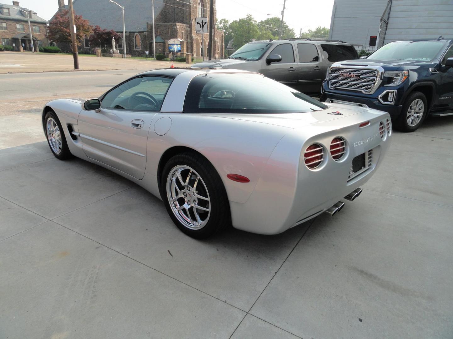 1997 Sebring Silver Metallic /Greystone Chevrolet Corvette Coupe (1G1YY22G7V5) with an 5.7L V8 OHV 16V engine, 4-Speed Automatic Overdrive transmission, located at 827 W 26th Street, Erie, PA, 16508, (814) 455-3401, 42.105431, -80.090942 - Thanks for looking at our two owner LOW MILEAGE (15,905) accident and rust-free recent arrival. This Corvette was originally sold in in Warren Pa. where it stayed until it was traded in at the local Mercedes Benz dealership in Erie on 2/3/2003 with 2605 miles. The next owner purchased this on 5/30/2 - Photo#5