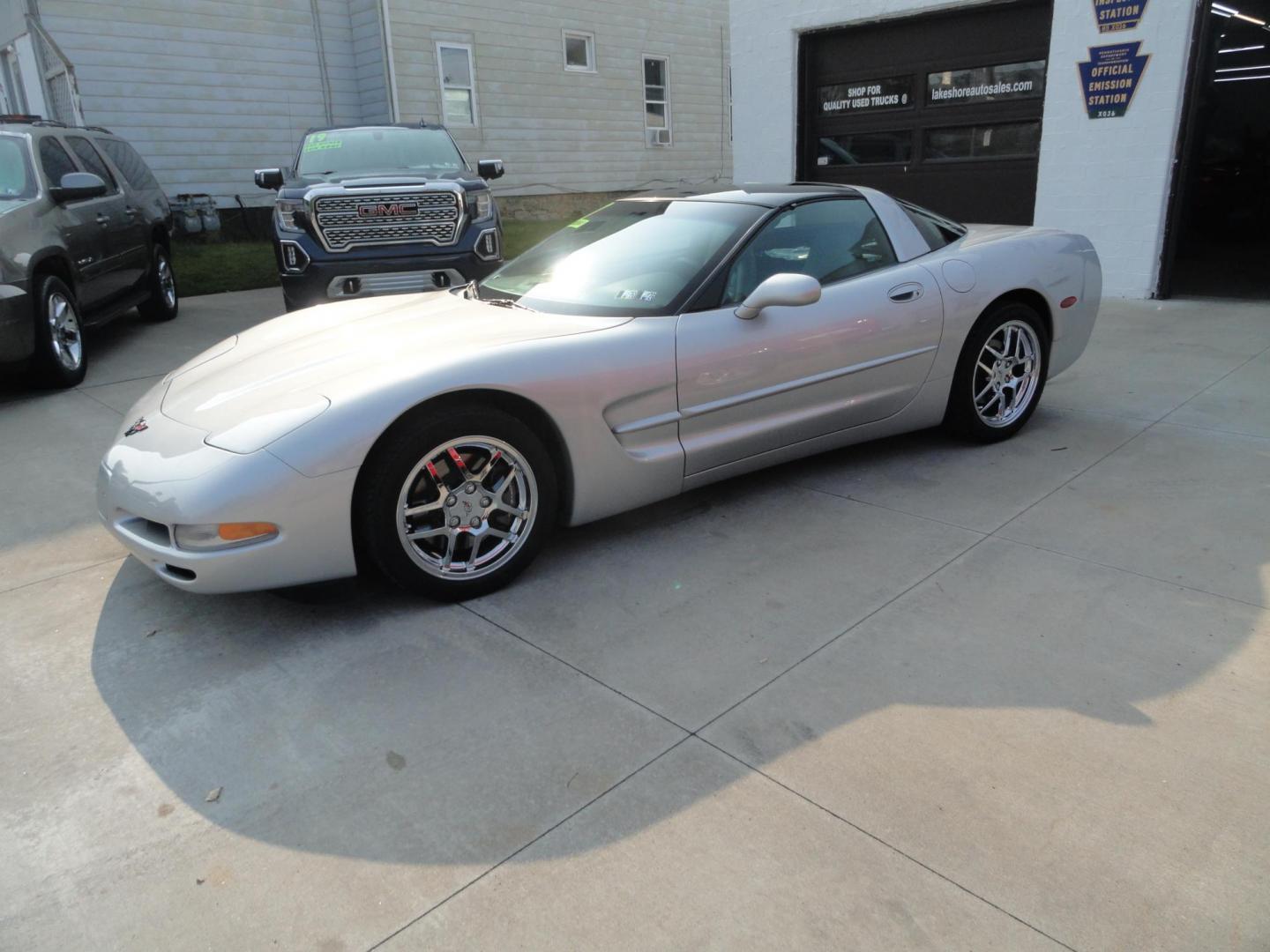 1997 Sebring Silver Metallic /Greystone Chevrolet Corvette Coupe (1G1YY22G7V5) with an 5.7L V8 OHV 16V engine, 4-Speed Automatic Overdrive transmission, located at 827 W 26th Street, Erie, PA, 16508, (814) 455-3401, 42.105431, -80.090942 - Thanks for looking at our two owner LOW MILEAGE (15,905) accident and rust-free recent arrival. This Corvette was originally sold in in Warren Pa. where it stayed until it was traded in at the local Mercedes Benz dealership in Erie on 2/3/2003 with 2605 miles. The next owner purchased this on 5/30/2 - Photo#6