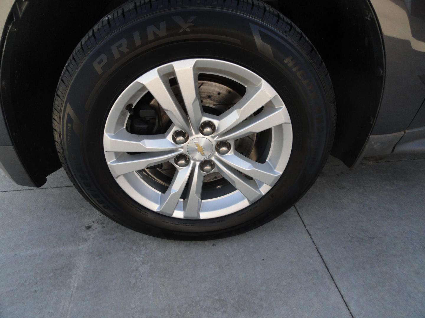 2015 Tungsten Metallic /Greystone Chevrolet Equinox 1LT AWD (2GNFLFEK7F6) with an 2.4L L4 DOHC 16V FFV engine, 6-Speed Automatic transmission, located at 827 W 26th Street, Erie, PA, 16508, (814) 455-3401, 42.105431, -80.090942 - Thanks for looking at our low mileage accident-free new Chevy trade in. This is the LT model with all wheel drive, power drivers seat, back up camera, Bluetooth and lots more. A full service was just completed in our service department with new Pa state and emissions inspection plus a lube oil and f - Photo#40