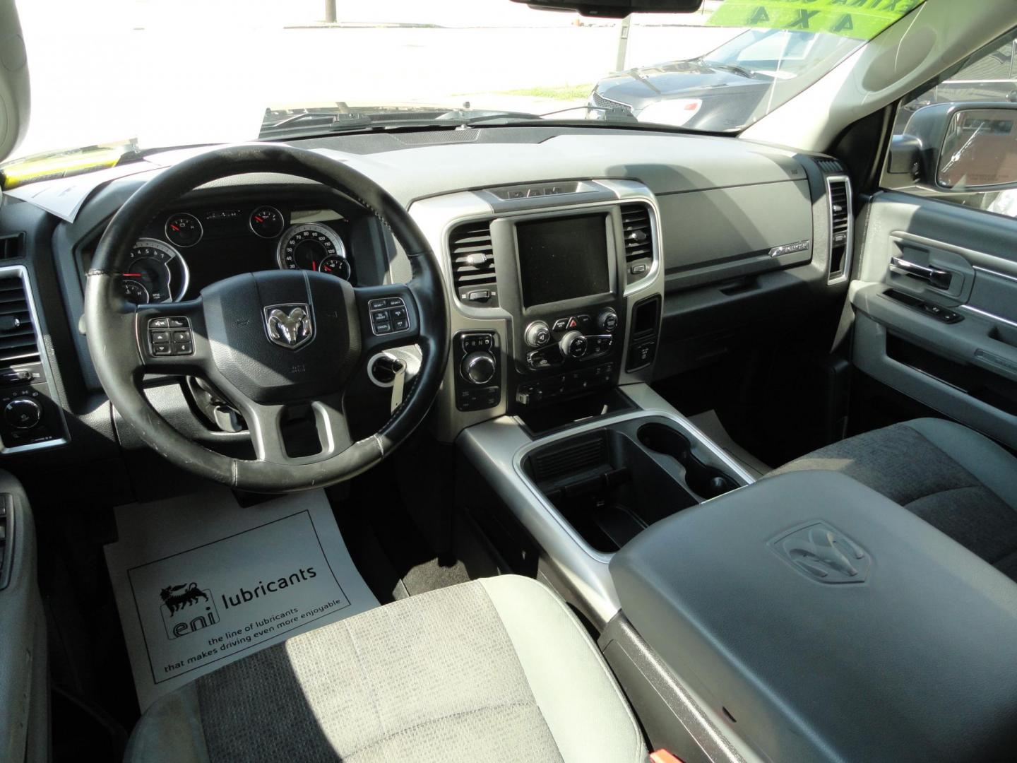 2016 Granite Crystal Metallic /Greystone RAM 1500 Big Horn Crew Cab SWB 4WD (3C6RR7LT4GG) with an 5.7L V8 OHV 16V engine, 6A transmission, located at 827 W 26th Street, Erie, PA, 16508, (814) 455-3401, 42.105431, -80.090942 - Photo#11
