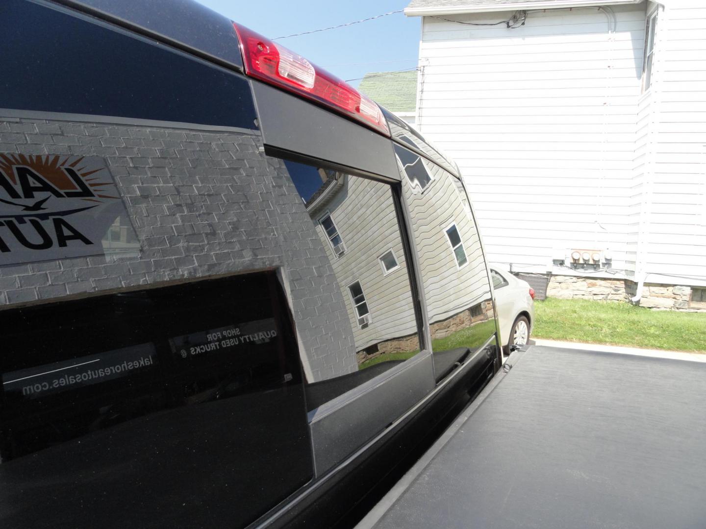 2016 Granite Crystal Metallic /Greystone RAM 1500 Big Horn Crew Cab SWB 4WD (3C6RR7LT4GG) with an 5.7L V8 OHV 16V engine, 6A transmission, located at 827 W 26th Street, Erie, PA, 16508, (814) 455-3401, 42.105431, -80.090942 - Photo#37