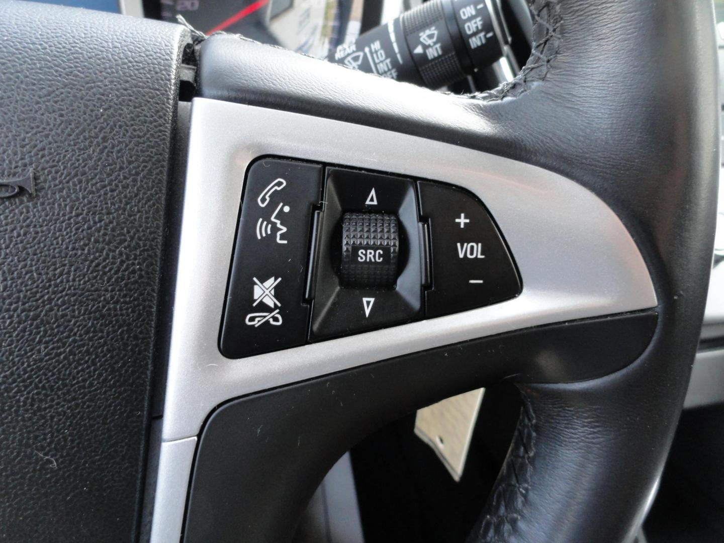 2015 Summit White /Graphite Chevrolet Equinox LT AWD (2GNFLFEK3F6) with an 2.4L L4 DOHC 16V FFV engine, 6-Speed Automatic transmission, located at 827 W 26th Street, Erie, PA, 16508, (814) 455-3401, 42.105431, -80.090942 - Thanks for looking at our two-owner accident and rust-free recent arrival. This is the LT model with all wheel drive, factory remote start, power drivers seat, back up camera and lots more. A full service was just completed in our service department with new Pa state and emissions inspection plus a - Photo#17
