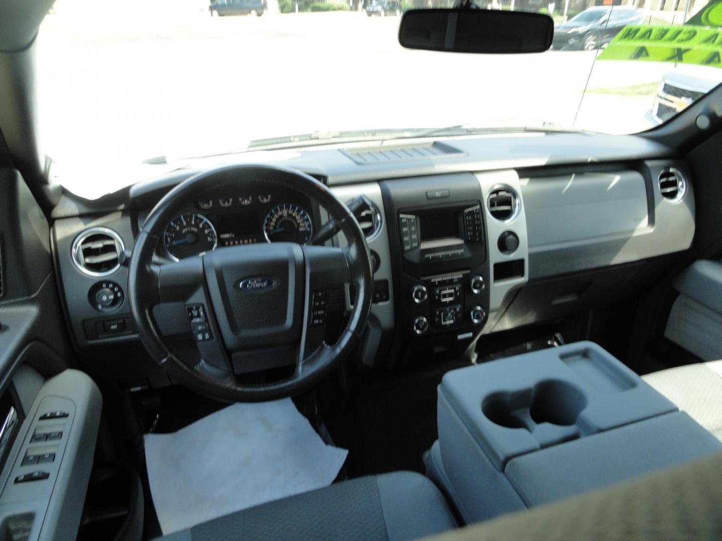 2013 Oxford White /Greystone Ford F-150 XLT SuperCrew 6.5-ft. Bed 4WD (1FTFW1ET5DF) with an 3.5L V6 TURBO engine, 6-Speed Automatic transmission, located at 827 W 26th Street, Erie, PA, 16508, (814) 455-3401, 42.105431, -80.090942 - Thanks for looking at our super clean rust and accident-free new arrival. This is the XLT Super Crew model with four-wheel drive, power drivers seat, power pedals, power rear sliding window, remote start, rear back up camera, rear parking sensors, the factory chrome package and lots more. This truck - Photo#10
