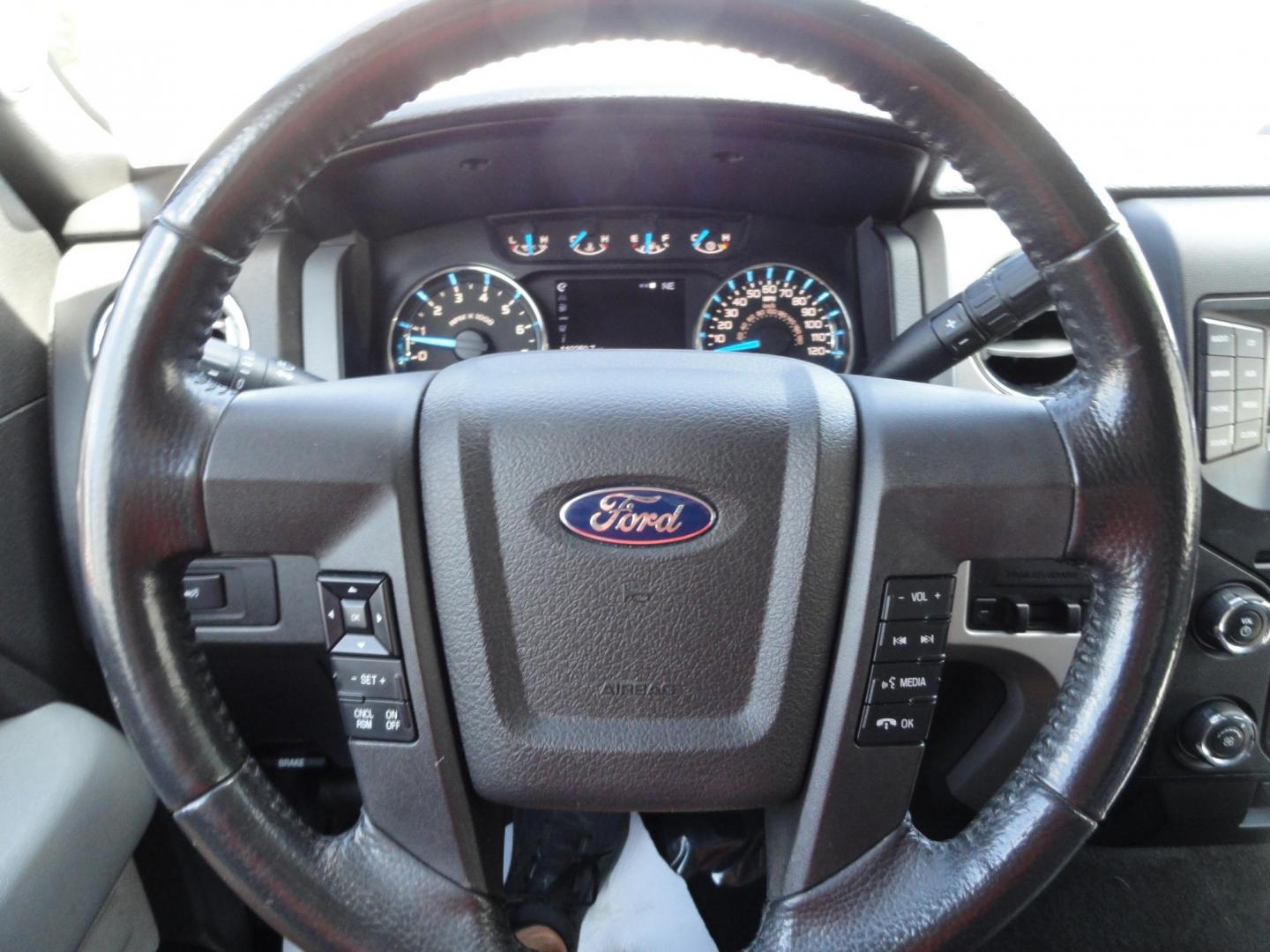 2013 Oxford White /Greystone Ford F-150 XLT SuperCrew 6.5-ft. Bed 4WD (1FTFW1ET5DF) with an 3.5L V6 TURBO engine, 6-Speed Automatic transmission, located at 827 W 26th Street, Erie, PA, 16508, (814) 455-3401, 42.105431, -80.090942 - Thanks for looking at our super clean rust and accident-free new arrival. This is the XLT Super Crew model with four-wheel drive, power drivers seat, power pedals, power rear sliding window, remote start, rear back up camera, rear parking sensors, the factory chrome package and lots more. This truck - Photo#17