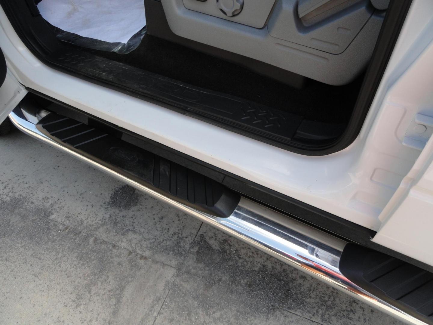 2013 Oxford White /Greystone Ford F-150 XLT SuperCrew 6.5-ft. Bed 4WD (1FTFW1ET5DF) with an 3.5L V6 TURBO engine, 6-Speed Automatic transmission, located at 827 W 26th Street, Erie, PA, 16508, (814) 455-3401, 42.105431, -80.090942 - Thanks for looking at our super clean rust and accident-free new arrival. This is the XLT Super Crew model with four-wheel drive, power drivers seat, power pedals, power rear sliding window, remote start, rear back up camera, rear parking sensors, the factory chrome package and lots more. This truck - Photo#26