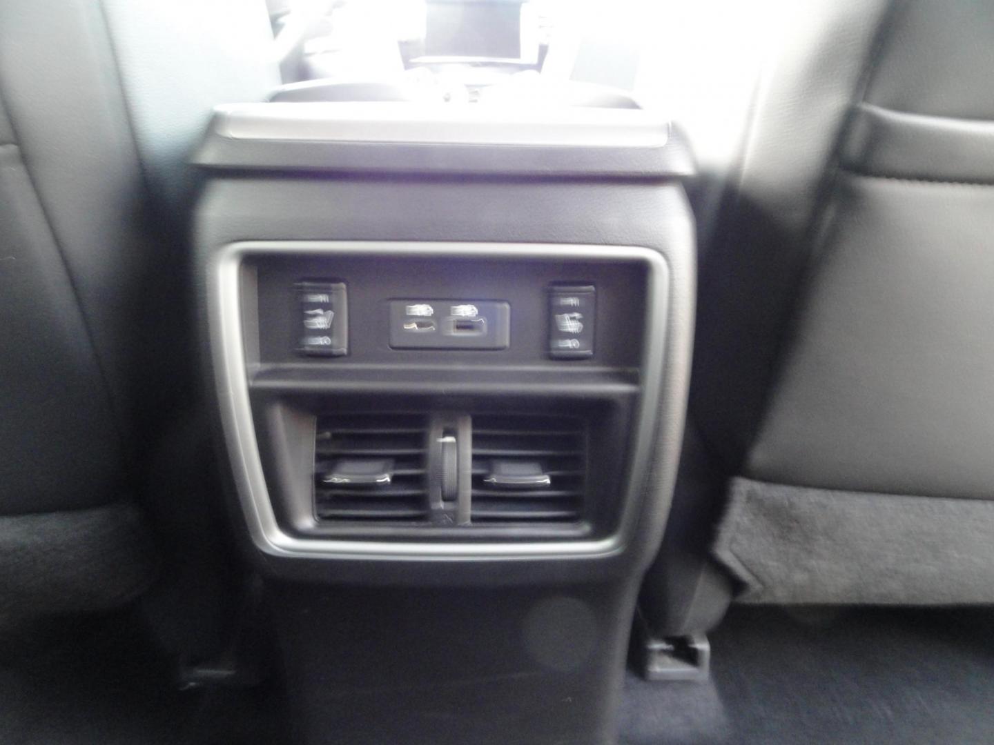 2020 Super Black /Graphite Nissan Murano SL (5N1AZ2CS6LN) with an 3.5L V6 DOHC 24V engine, CVT transmission, located at 827 W 26th Street, Erie, PA, 16508, (814) 455-3401, 42.105431, -80.090942 - Photo#37
