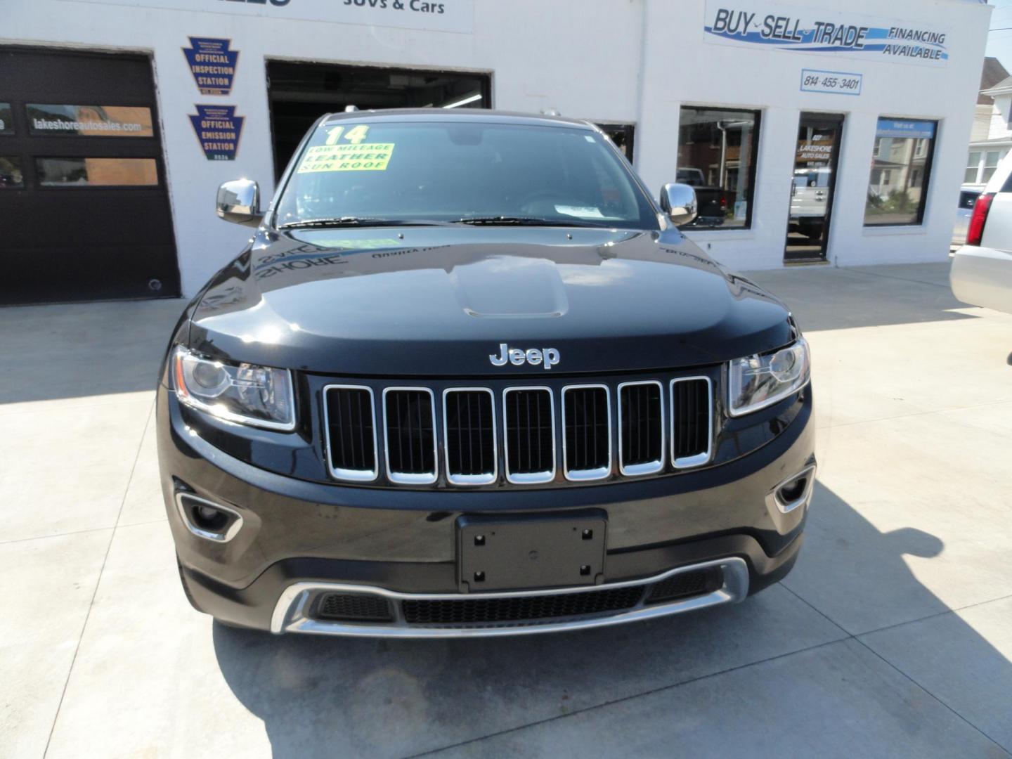 2014 Brillant Black Crystal /Jet Black Jeep Grand Cherokee Limited 4WD (1C4RJFBG7EC) with an 3.6L V6 DOHC 24V engine, 5-Speed Automatic transmission, located at 827 W 26th Street, Erie, PA, 16508, (814) 455-3401, 42.105431, -80.090942 - Thanks for looking at our low mileage rust free new Jeep trade. This is the Limited model with all wheel drive, power sunroof, power lift gate, power drivers seat, remote start, heated front and second row seats, navigation, blind spot monitor, upgrade wheels and lots more. A full service was just c - Photo#1
