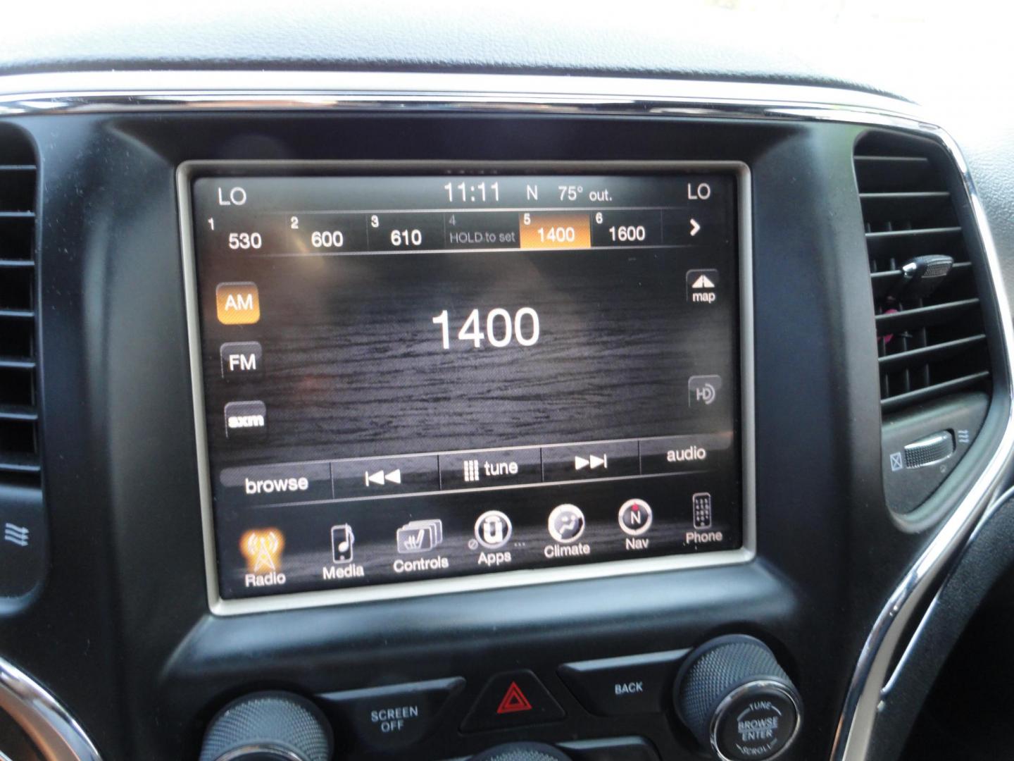 2014 Brillant Black Crystal /Jet Black Jeep Grand Cherokee Limited 4WD (1C4RJFBG7EC) with an 3.6L V6 DOHC 24V engine, 5-Speed Automatic transmission, located at 827 W 26th Street, Erie, PA, 16508, (814) 455-3401, 42.105431, -80.090942 - Thanks for looking at our low mileage rust free new Jeep trade. This is the Limited model with all wheel drive, power sunroof, power lift gate, power drivers seat, remote start, heated front and second row seats, navigation, blind spot monitor, upgrade wheels and lots more. A full service was just c - Photo#9