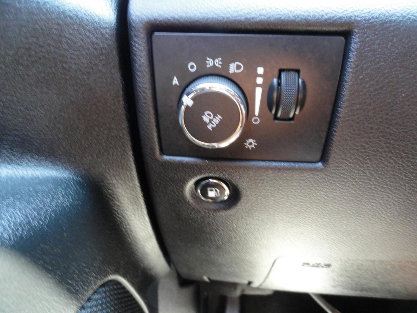 2014 Brillant Black Crystal /Jet Black Jeep Grand Cherokee Limited 4WD (1C4RJFBG7EC) with an 3.6L V6 DOHC 24V engine, 5-Speed Automatic transmission, located at 827 W 26th Street, Erie, PA, 16508, (814) 455-3401, 42.105431, -80.090942 - Thanks for looking at our low mileage rust free new Jeep trade. This is the Limited model with all wheel drive, power sunroof, power lift gate, power drivers seat, remote start, heated front and second row seats, navigation, blind spot monitor, upgrade wheels and lots more. A full service was just c - Photo#22