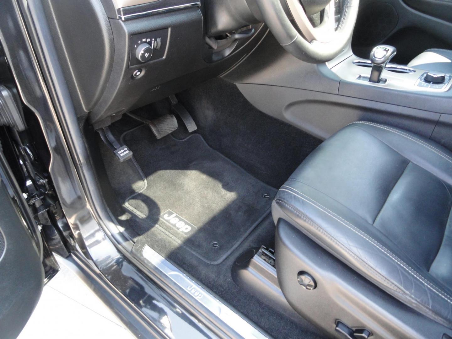 2014 Brillant Black Crystal /Jet Black Jeep Grand Cherokee Limited 4WD (1C4RJFBG7EC) with an 3.6L V6 DOHC 24V engine, 5-Speed Automatic transmission, located at 827 W 26th Street, Erie, PA, 16508, (814) 455-3401, 42.105431, -80.090942 - Thanks for looking at our low mileage rust free new Jeep trade. This is the Limited model with all wheel drive, power sunroof, power lift gate, power drivers seat, remote start, heated front and second row seats, navigation, blind spot monitor, upgrade wheels and lots more. A full service was just c - Photo#27