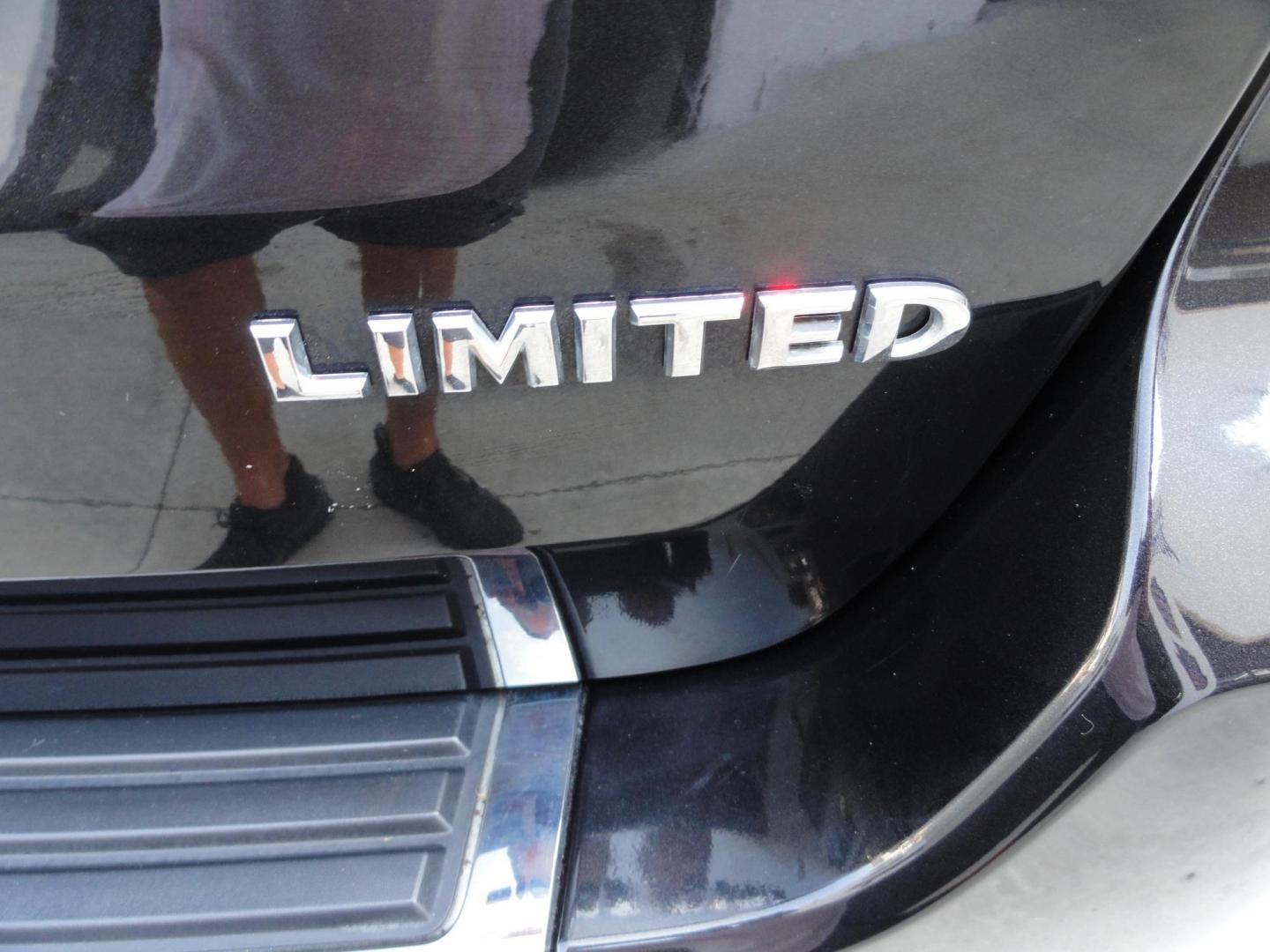 2014 Brillant Black Crystal /Jet Black Jeep Grand Cherokee Limited 4WD (1C4RJFBG7EC) with an 3.6L V6 DOHC 24V engine, 5-Speed Automatic transmission, located at 827 W 26th Street, Erie, PA, 16508, (814) 455-3401, 42.105431, -80.090942 - Thanks for looking at our low mileage rust free new Jeep trade. This is the Limited model with all wheel drive, power sunroof, power lift gate, power drivers seat, remote start, heated front and second row seats, navigation, blind spot monitor, upgrade wheels and lots more. A full service was just c - Photo#38