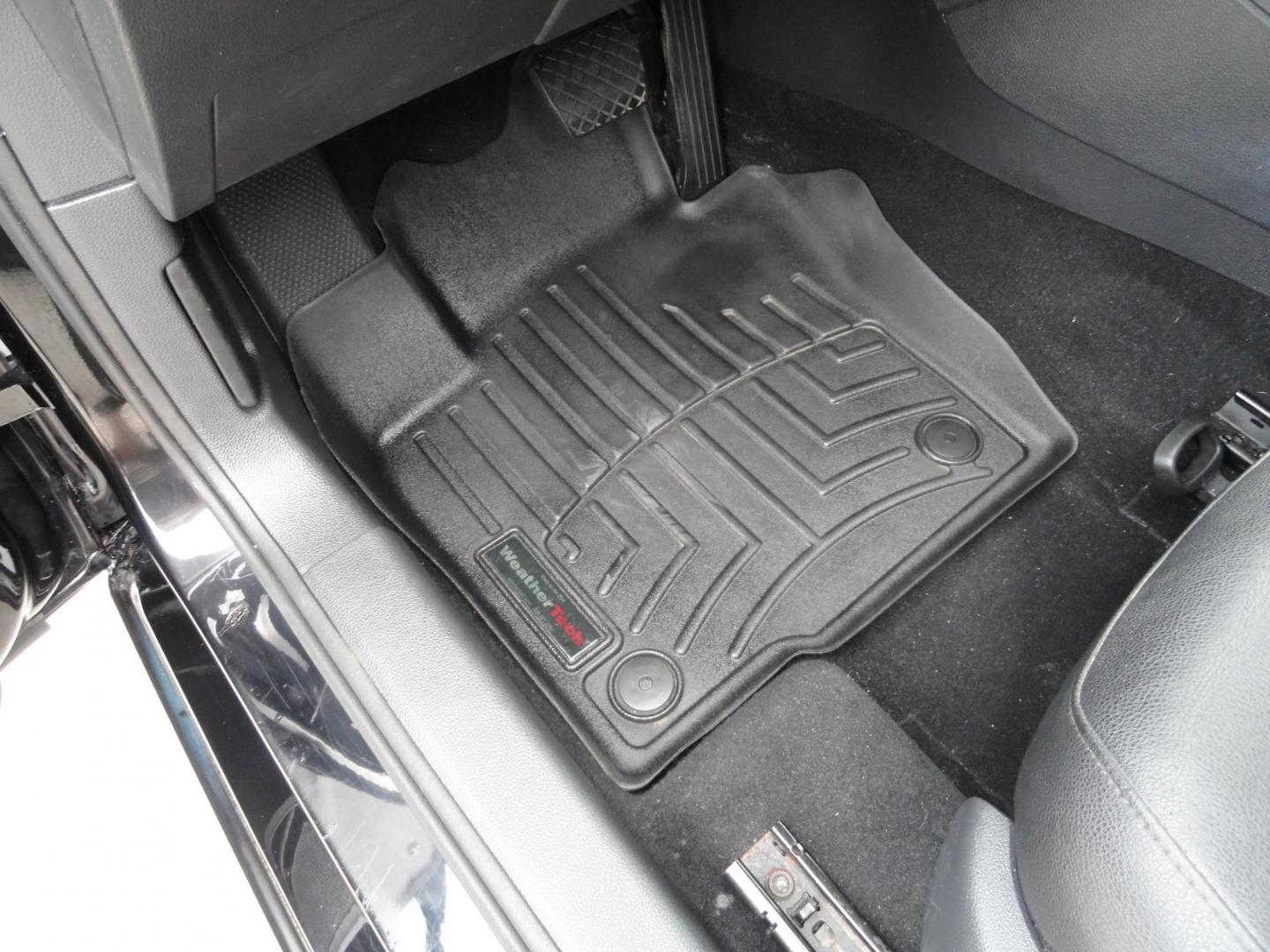 2012 Super Black /Greystone Volkswagen Jetta TDI (3VWLL7AJ2CM) with an 2.0L L4 DOHC 16V TURBO engine, 6-Speed Automatic transmission, located at 827 W 26th Street, Erie, PA, 16508, (814) 455-3401, 42.105431, -80.090942 - Thanks for looking at our two-owner accident and rust-free recent trade in. This is the TDI model which means diesel, leather seating area, heated front seats, keyless entry with both remotes, the factory owners manuals, Weathertech floor mats and lots more. This was a well-kept vehicle by its last - Photo#20