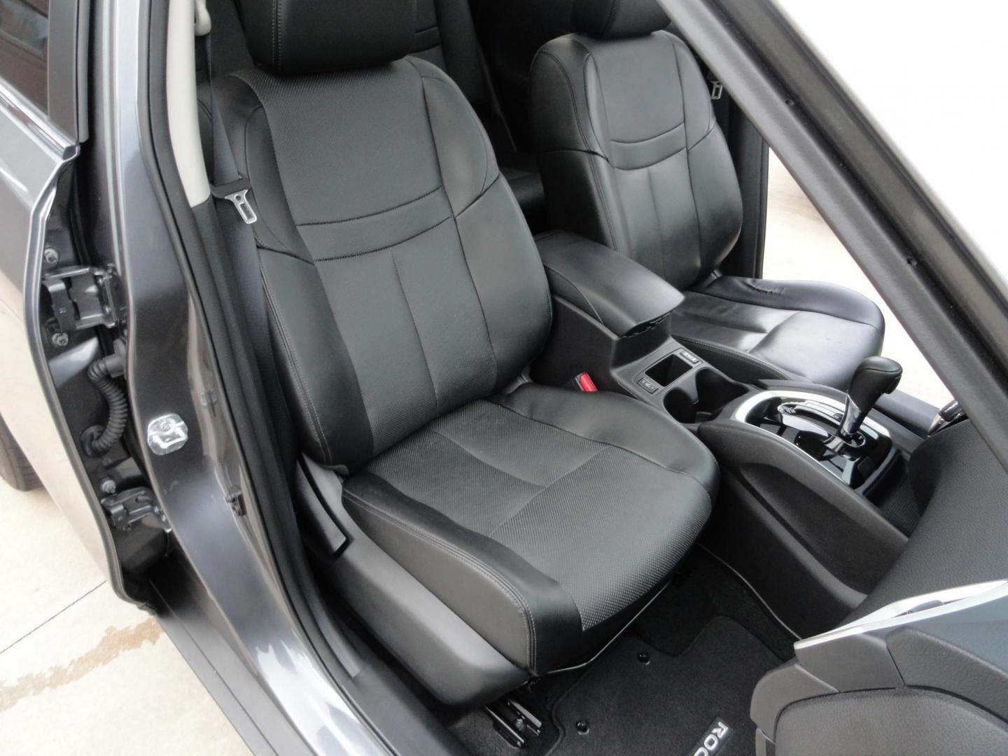 2015 Gun Metallic /Jet Black Nissan Rogue SL (5N1AT2MV1FC) with an 2.5L L4 DOHC 16V engine, Continuously Variable Transmission transmission, located at 827 W 26th Street, Erie, PA, 16508, (814) 455-3401, 42.105431, -80.090942 - Thanks for looking at our own owner, nonsmoker, accident and rust-free new Nissan trade. This is the SL model with all wheel drive, panoramic sunroof, power drivers seat, power lift gate, passive entry, heated front seats, push button start, back up camera with surround cameras, navigation, blind sp - Photo#38
