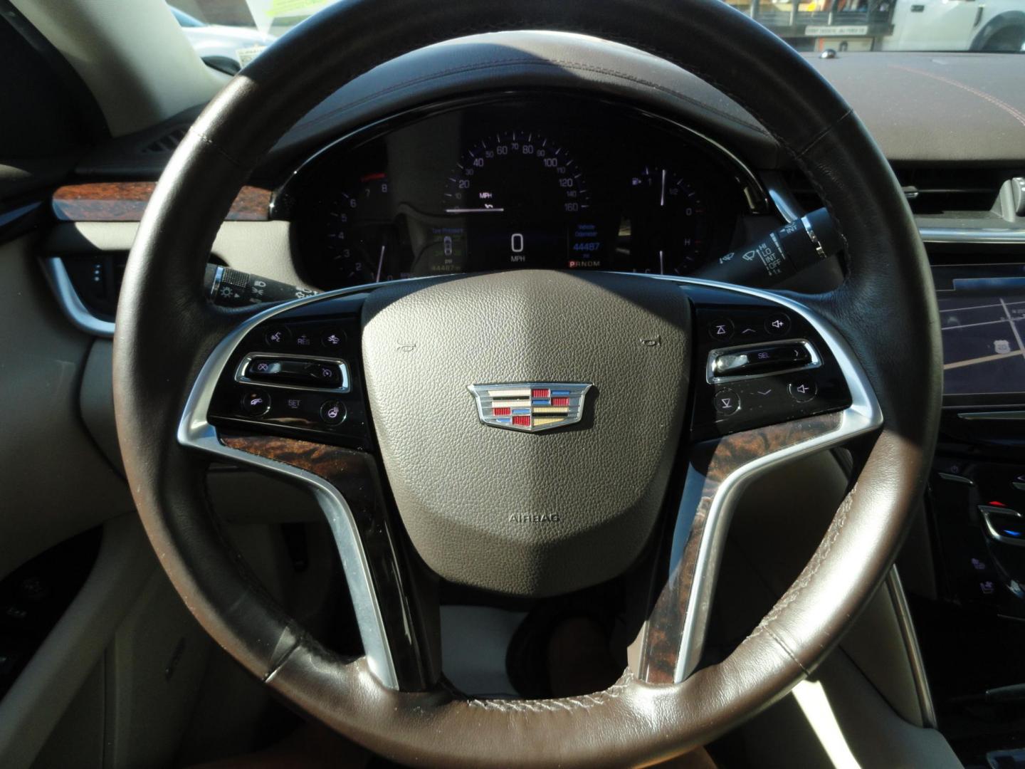 2016 Crystal White Tricoat /Shale Cadillac XTS Luxury AWD (2G61N5S33G9) with an 3.6L V6 DOHC 24V engine, 6A transmission, located at 827 W 26th Street, Erie, PA, 16508, (814) 455-3401, 42.105431, -80.090942 - Photo#16