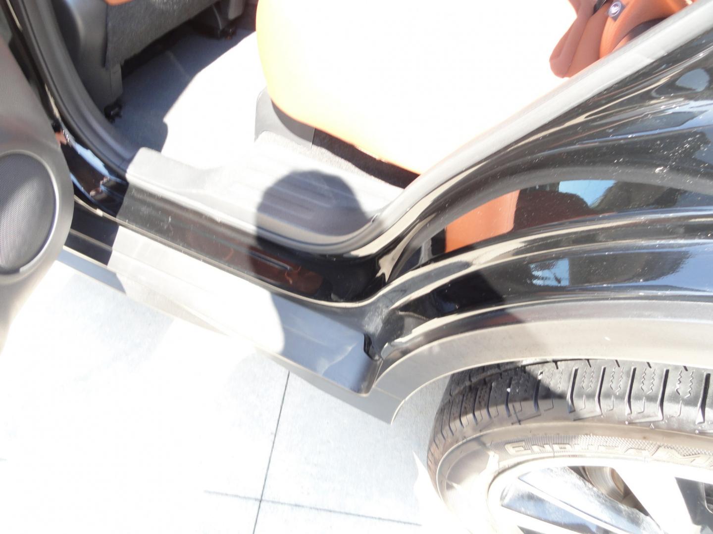 2017 Black Onyx /Two Tone Nissan Rogue SL (5N1AT2MV1HC) with an 2.5L L4 DOHC 16V engine, CVT transmission, located at 827 W 26th Street, Erie, PA, 16508, (814) 455-3401, 42.105431, -80.090942 - Thanks for looking at two owner accident-free new arrival that we sold back in October to a good friend and unfortunately, he passed away suddenly and only put 183 miles on this vehicle which we purchased back from his family. This is the SL all-wheel drive model with every option in that model incl- Photo#29