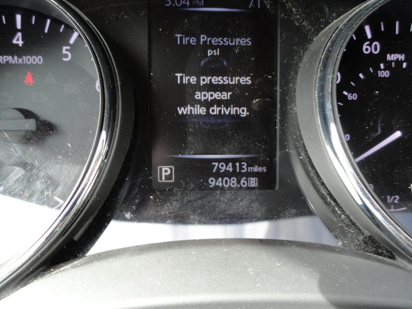 2014 Brilliant Silver Metallic /Graphite Nissan Rogue SV AWD (5N1AT2MV6EC) with an 2.5L L4 DOHC 16V engine, Continuously Variable Transmission transmission, located at 827 W 26th Street, Erie, PA, 16508, (814) 455-3401, 42.105431, -80.090942 - Thanks for looking at our two-owner low mileage rust free recent arrival. This is the SV all-wheel drive model with low mileage, power drivers seat, push button entry plus lots more. A full service was just completed in our service department with a new Pa state and emissions inspection, a lube oil - Photo#13