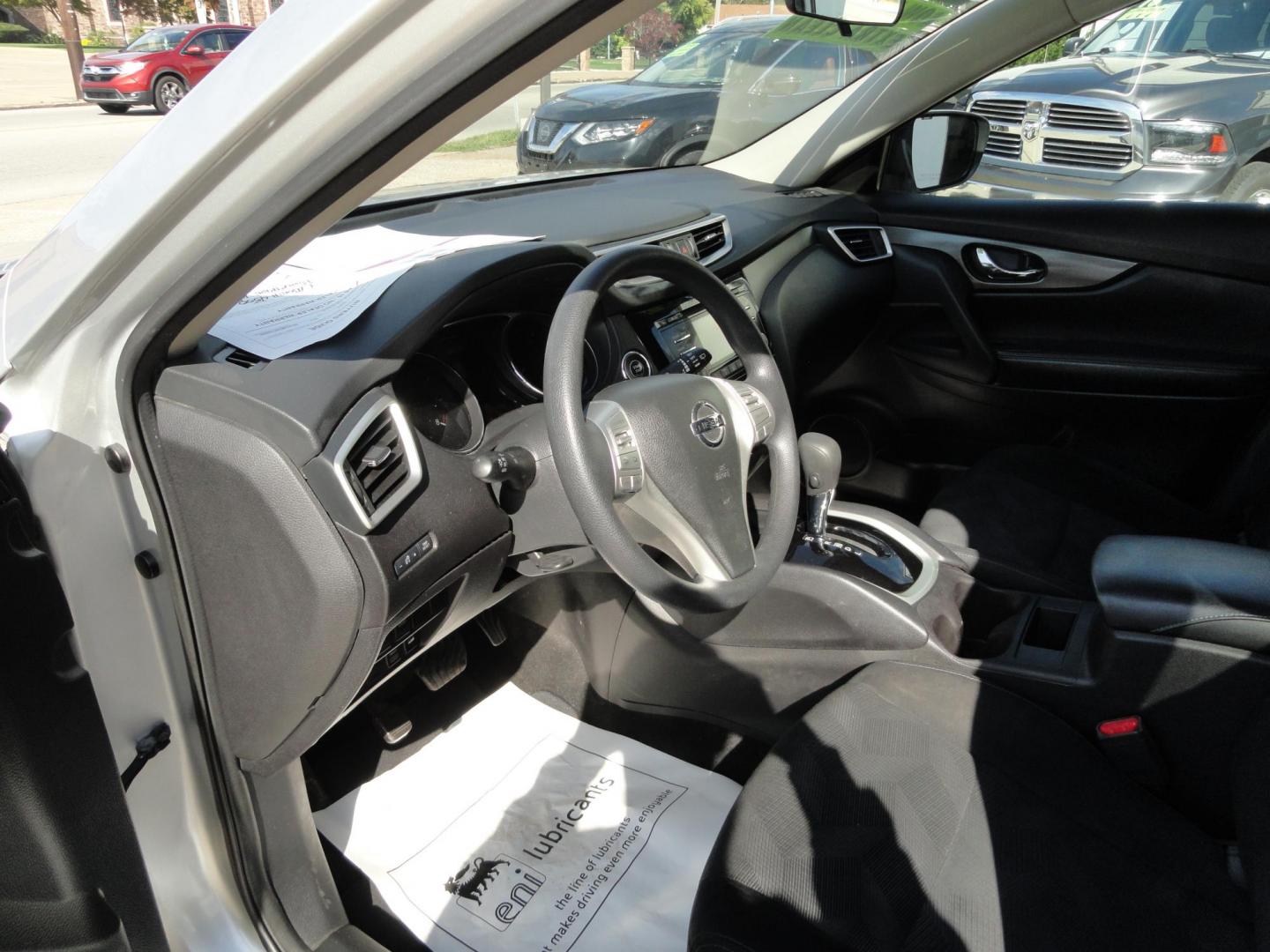 2014 Brilliant Silver Metallic /Graphite Nissan Rogue SV AWD (5N1AT2MV6EC) with an 2.5L L4 DOHC 16V engine, Continuously Variable Transmission transmission, located at 827 W 26th Street, Erie, PA, 16508, (814) 455-3401, 42.105431, -80.090942 - Thanks for looking at our two-owner low mileage rust free recent arrival. This is the SV all-wheel drive model with low mileage, power drivers seat, push button entry plus lots more. A full service was just completed in our service department with a new Pa state and emissions inspection, a lube oil - Photo#17