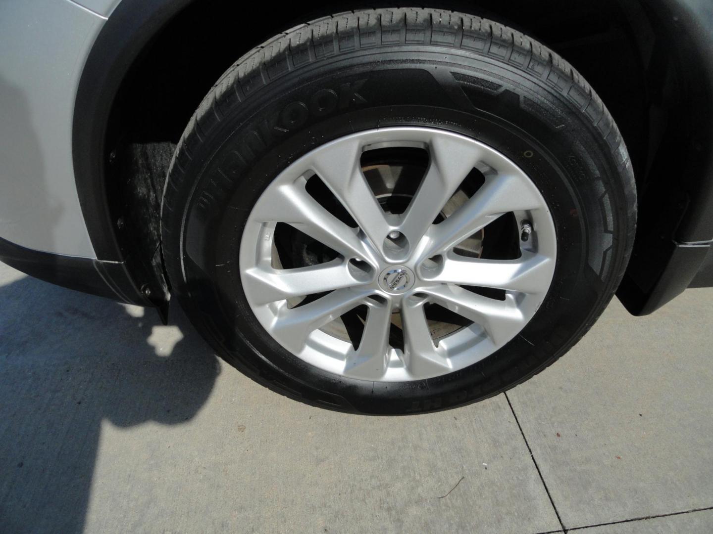 2014 Brilliant Silver Metallic /Graphite Nissan Rogue SV AWD (5N1AT2MV6EC) with an 2.5L L4 DOHC 16V engine, Continuously Variable Transmission transmission, located at 827 W 26th Street, Erie, PA, 16508, (814) 455-3401, 42.105431, -80.090942 - Thanks for looking at our two-owner low mileage rust free recent arrival. This is the SV all-wheel drive model with low mileage, power drivers seat, push button entry plus lots more. A full service was just completed in our service department with a new Pa state and emissions inspection, a lube oil - Photo#33