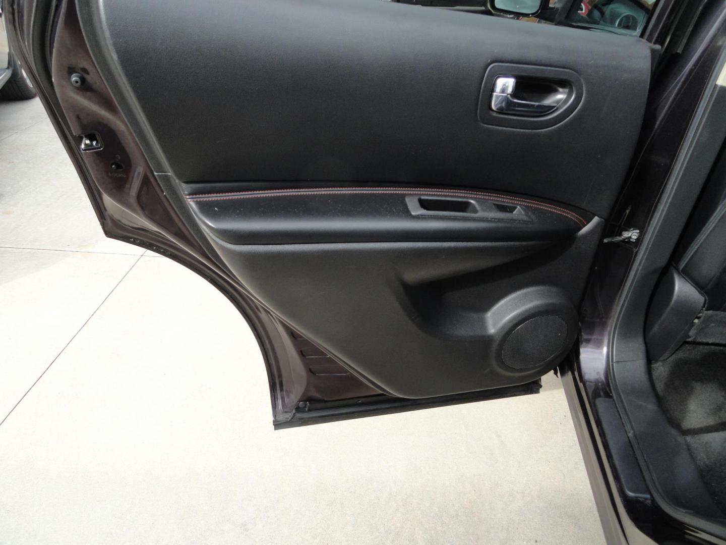 2013 Black Amethyst Metallic /Jet Black Nissan Rogue SL AWD (JN8AS5MV3DW) with an 2.5L L4 DOHC 16V engine, Continuously Variable Transmission transmission, located at 827 W 26th Street, Erie, PA, 16508, (814) 455-3401, 42.105431, -80.090942 - Thanks for looking at our new Honda trade in. This is the SL model with all wheel drive, power drivers seat, power sunroof, navigation, back up camera, keyless entry and lots more. A recent service was just completed in our service department plus a lube oil and filter change. This SUV is in almost - Photo#29