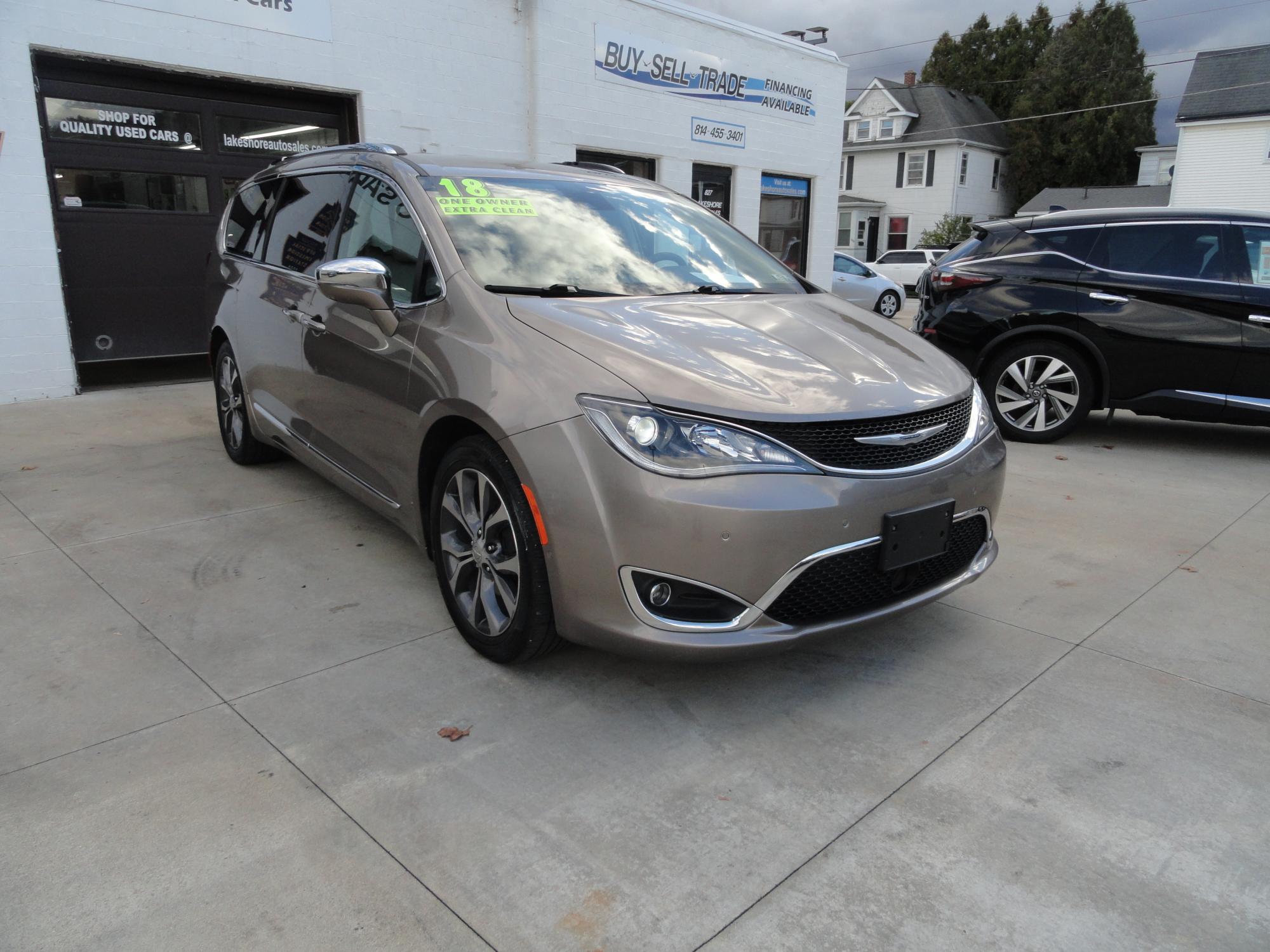 photo of 2018 Chrysler Pacifica Limited