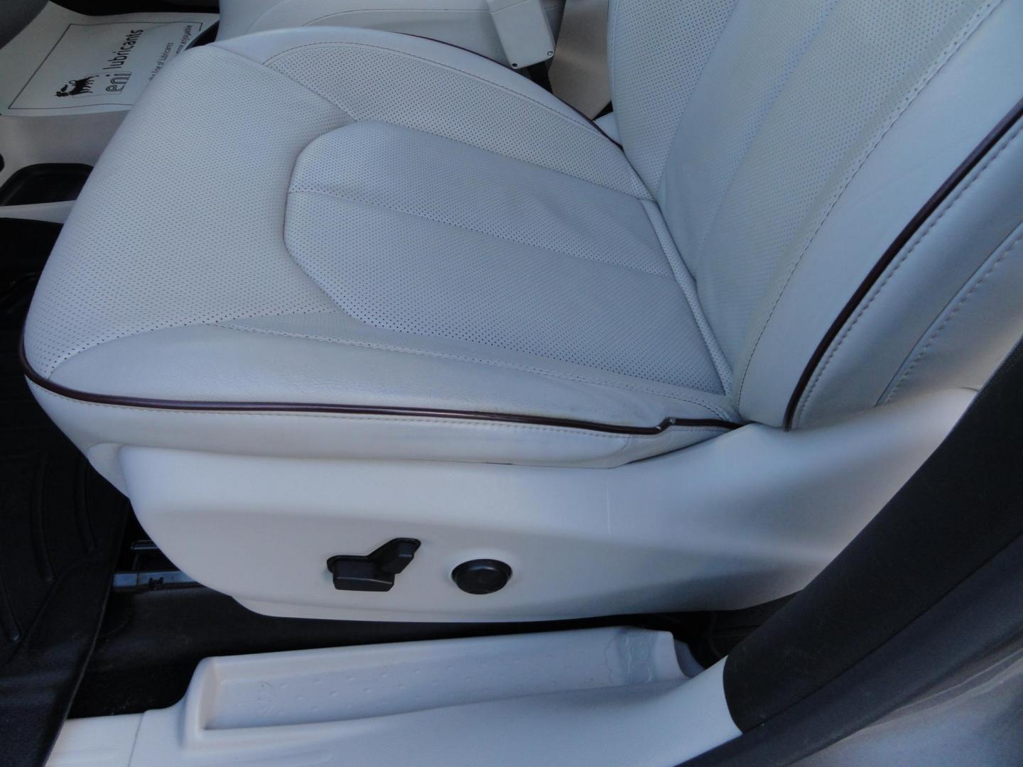 2018 Light Toffee Silver Metallic /Toffee/Cognac/Alloy Chrysler Pacifica Limited (2C4RC1GG3JR) with an 3.6L V6 DOHC 24V engine, 9 Speed Automatic transmission, located at 827 W 26th Street, Erie, PA, 16508, (814) 455-3401, 42.105431, -80.090942 - Thanks for looking at our one owner accident-free new arrival. This is the Limited model with eight passenger seating and lots of options including heated and cooled seats, remote start, stow and go, navigation with back up camera, surround cameras, rear entertainment, blind spot monitor, lane depar - Photo#25