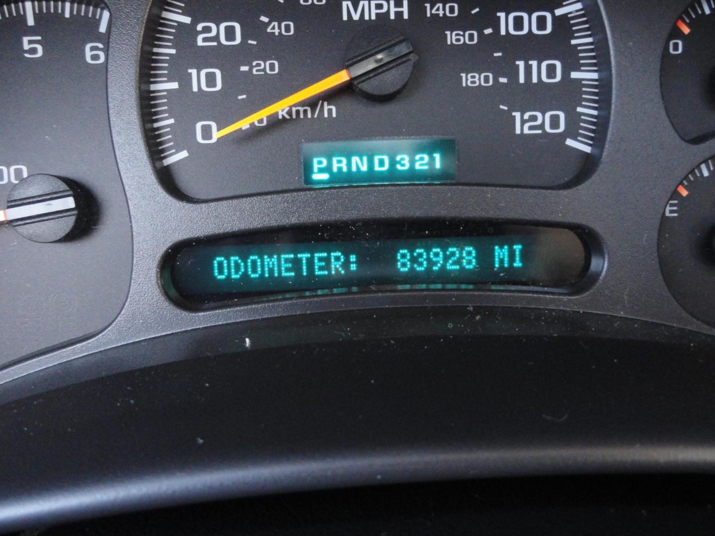 2004 Silver Birch /Graphite Chevrolet Avalanche 1500 4WD LT (3GNEK12T54G) with an 5.3L V8 OHV 16V engine, 4-Speed Automatic Overdrive transmission, located at 827 W 26th Street, Erie, PA, 16508, (814) 455-3401, 42.105431, -80.090942 - Thanks for looking at our super clean low mileage and accident-free recent arrival. This is the LT model with the 5.3 L V-8, four-wheel drive heated leather seating, power sunroof and lots more. We purchased this vehicle from a previous customer who was not able to drive it anymore and who took sup - Photo#15