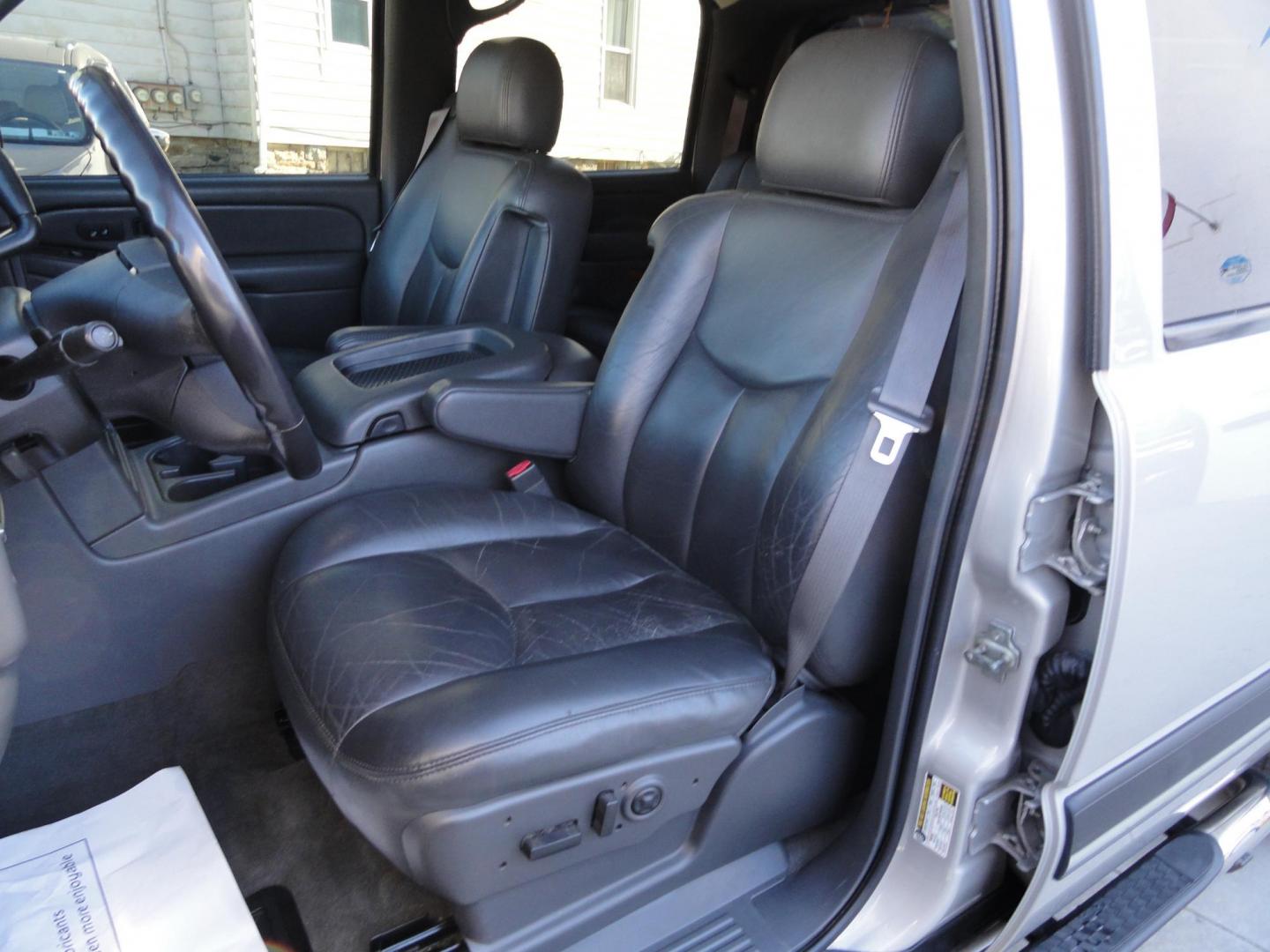 2004 Silver Birch /Graphite Chevrolet Avalanche 1500 4WD LT (3GNEK12T54G) with an 5.3L V8 OHV 16V engine, 4-Speed Automatic Overdrive transmission, located at 827 W 26th Street, Erie, PA, 16508, (814) 455-3401, 42.105431, -80.090942 - Thanks for looking at our super clean low mileage and accident-free recent arrival. This is the LT model with the 5.3 L V-8, four-wheel drive heated leather seating, power sunroof and lots more. We purchased this vehicle from a previous customer who was not able to drive it anymore and who took sup - Photo#29