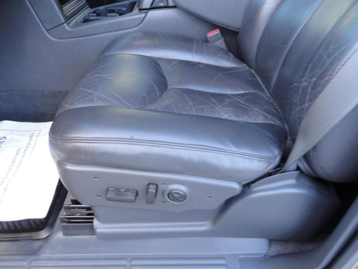 2004 Silver Birch /Graphite Chevrolet Avalanche 1500 4WD LT (3GNEK12T54G) with an 5.3L V8 OHV 16V engine, 4-Speed Automatic Overdrive transmission, located at 827 W 26th Street, Erie, PA, 16508, (814) 455-3401, 42.105431, -80.090942 - Thanks for looking at our super clean low mileage and accident-free recent arrival. This is the LT model with the 5.3 L V-8, four-wheel drive heated leather seating, power sunroof and lots more. We purchased this vehicle from a previous customer who was not able to drive it anymore and who took sup - Photo#30