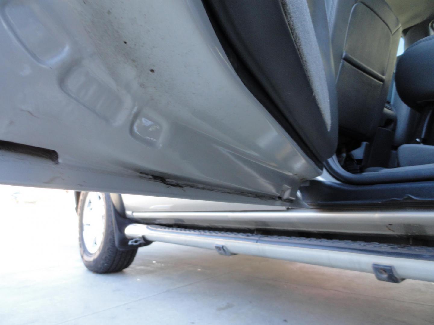 2004 Silver Birch /Graphite Chevrolet Avalanche 1500 4WD LT (3GNEK12T54G) with an 5.3L V8 OHV 16V engine, 4-Speed Automatic Overdrive transmission, located at 827 W 26th Street, Erie, PA, 16508, (814) 455-3401, 42.105431, -80.090942 - Thanks for looking at our super clean low mileage and accident-free recent arrival. This is the LT model with the 5.3 L V-8, four-wheel drive heated leather seating, power sunroof and lots more. We purchased this vehicle from a previous customer who was not able to drive it anymore and who took sup - Photo#37