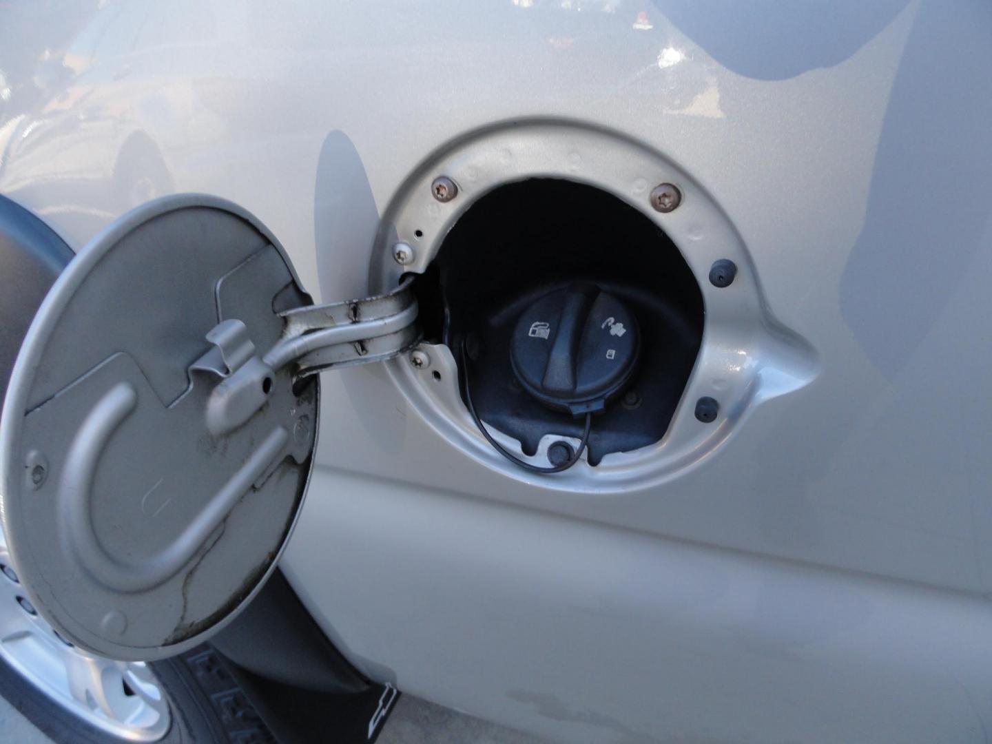 2004 Silver Birch /Graphite Chevrolet Avalanche 1500 4WD LT (3GNEK12T54G) with an 5.3L V8 OHV 16V engine, 4-Speed Automatic Overdrive transmission, located at 827 W 26th Street, Erie, PA, 16508, (814) 455-3401, 42.105431, -80.090942 - Thanks for looking at our super clean low mileage and accident-free recent arrival. This is the LT model with the 5.3 L V-8, four-wheel drive heated leather seating, power sunroof and lots more. We purchased this vehicle from a previous customer who was not able to drive it anymore and who took sup - Photo#38