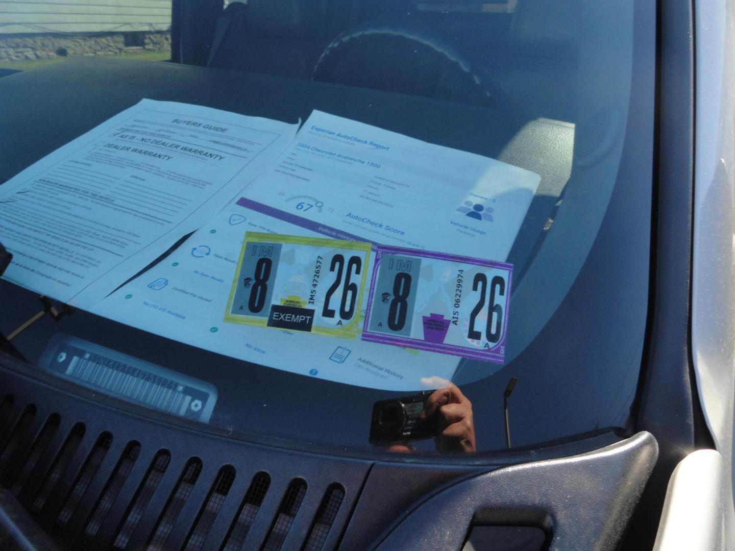 2004 Silver Birch /Graphite Chevrolet Avalanche 1500 4WD LT (3GNEK12T54G) with an 5.3L V8 OHV 16V engine, 4-Speed Automatic Overdrive transmission, located at 827 W 26th Street, Erie, PA, 16508, (814) 455-3401, 42.105431, -80.090942 - Thanks for looking at our super clean low mileage and accident-free recent arrival. This is the LT model with the 5.3 L V-8, four-wheel drive heated leather seating, power sunroof and lots more. We purchased this vehicle from a previous customer who was not able to drive it anymore and who took sup - Photo#55