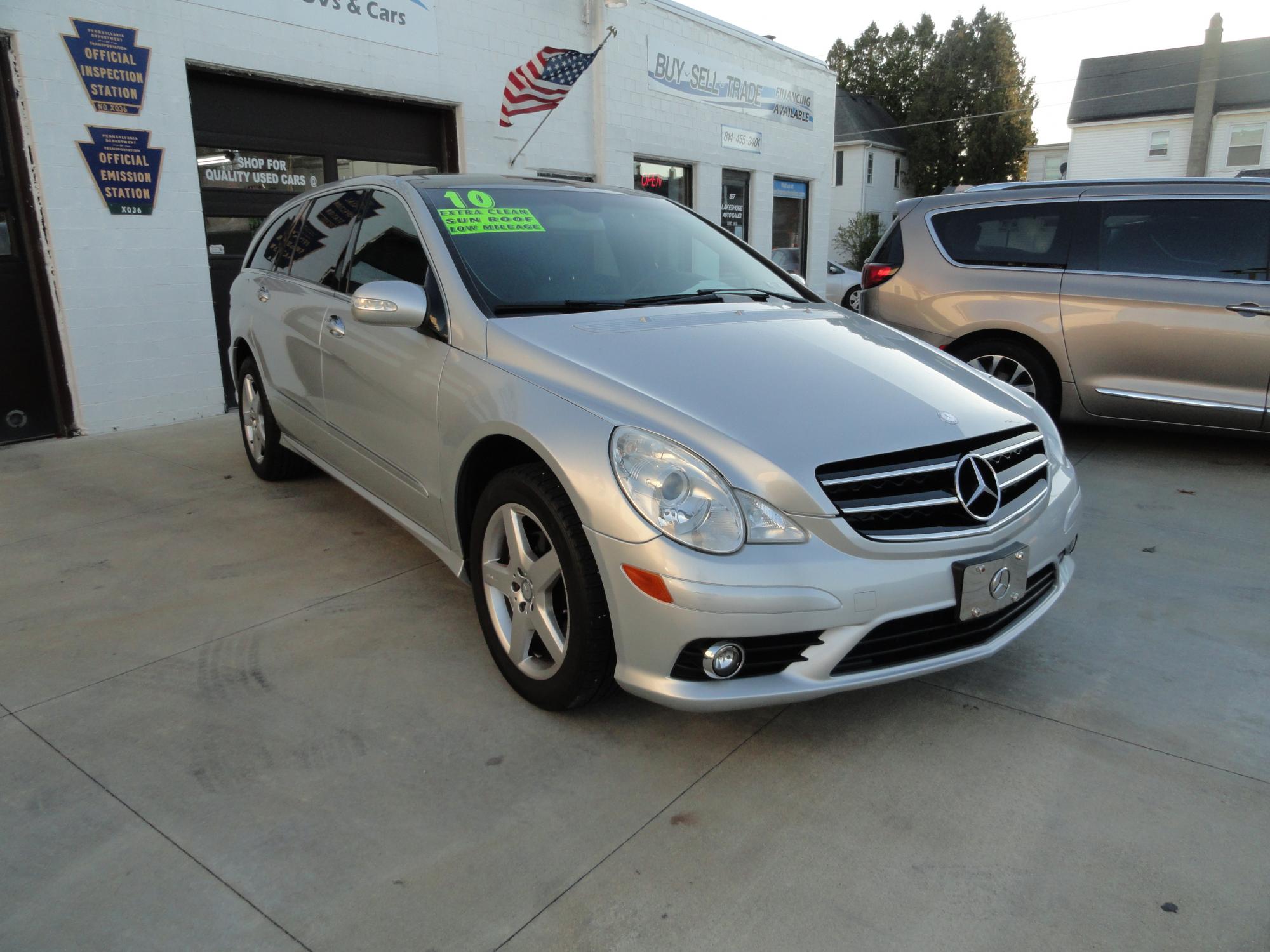 photo of 2010 Mercedes-Benz R-Class R350 4MATIC w/ 3rd Row