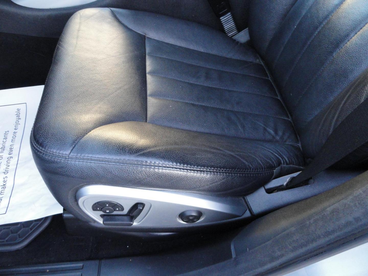 2010 Iridium Silver Metallic /Black Mercedes-Benz R-Class R350 4MATIC w/ 3rd Row (4JGCB6FE1AA) with an 3.5L V6 DOHC 24V engine, 7-Speed Automatic transmission, located at 827 W 26th Street, Erie, PA, 16508, (814) 455-3401, 42.105431, -80.090942 - Thanks for looking at our super clean, low mileage rust free and accident-free recent arrival. This is the R350 4Matic 7 passenger with heated leather seats, panoramic sunroof, back up camera, navigation, both remotes and keys, the factory owners' manuals and factory floor mats. A recent service was - Photo#26