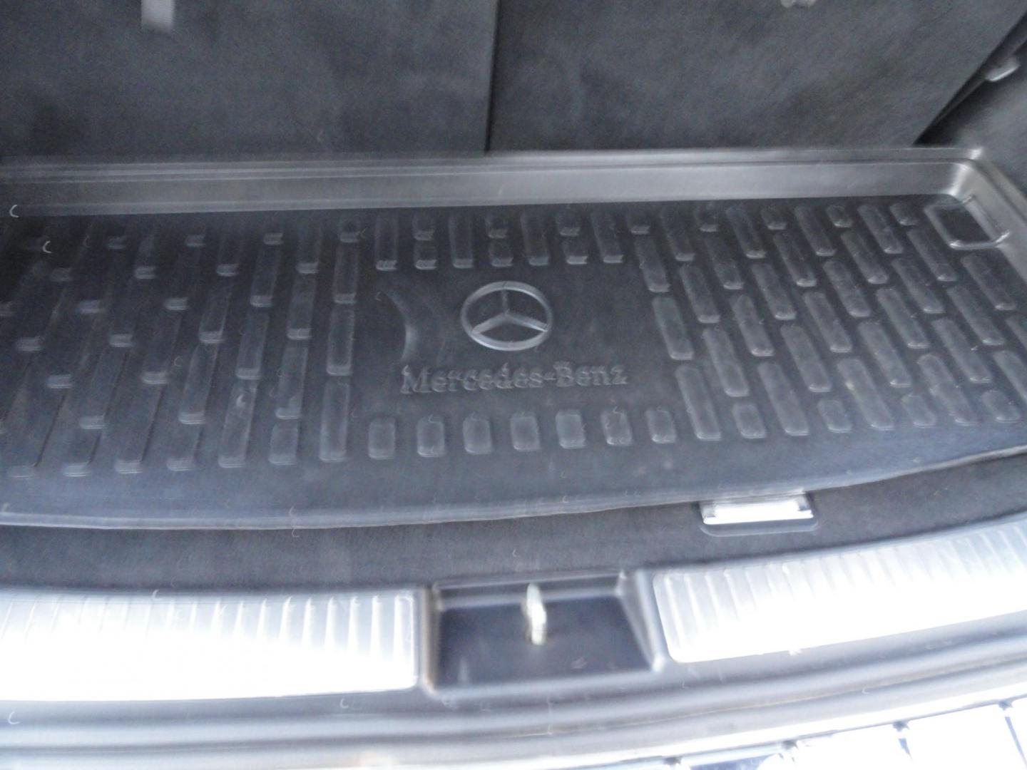 2010 Iridium Silver Metallic /Black Mercedes-Benz R-Class R350 4MATIC w/ 3rd Row (4JGCB6FE1AA) with an 3.5L V6 DOHC 24V engine, 7-Speed Automatic transmission, located at 827 W 26th Street, Erie, PA, 16508, (814) 455-3401, 42.105431, -80.090942 - Thanks for looking at our super clean, low mileage rust free and accident-free recent arrival. This is the R350 4Matic 7 passenger with heated leather seats, panoramic sunroof, back up camera, navigation, both remotes and keys, the factory owners' manuals and factory floor mats. A recent service was - Photo#36