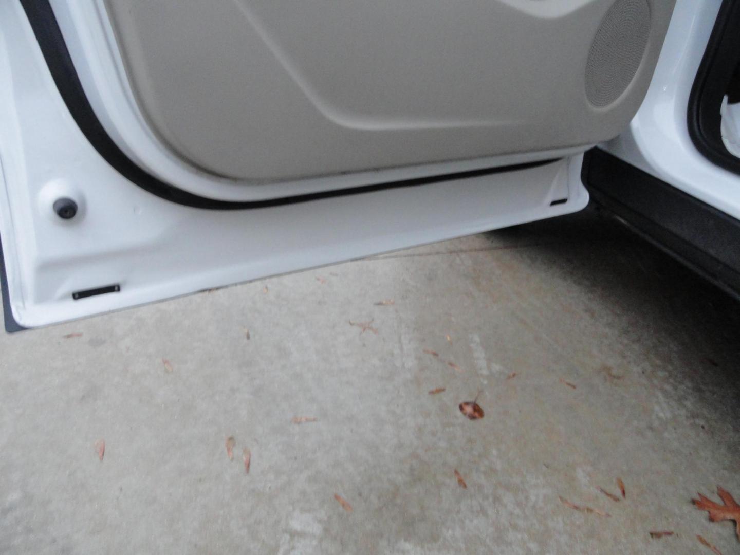 2015 White Platinum Tricoat /Tan Ford Escape Titanium 4WD (1FMCU9J94FU) with an 2.0L L4 DOHC 16V engine, 6-Speed Automatic transmission, located at 827 W 26th Street, Erie, PA, 16508, (814) 455-3401, 42.105431, -80.090942 - Photo#32