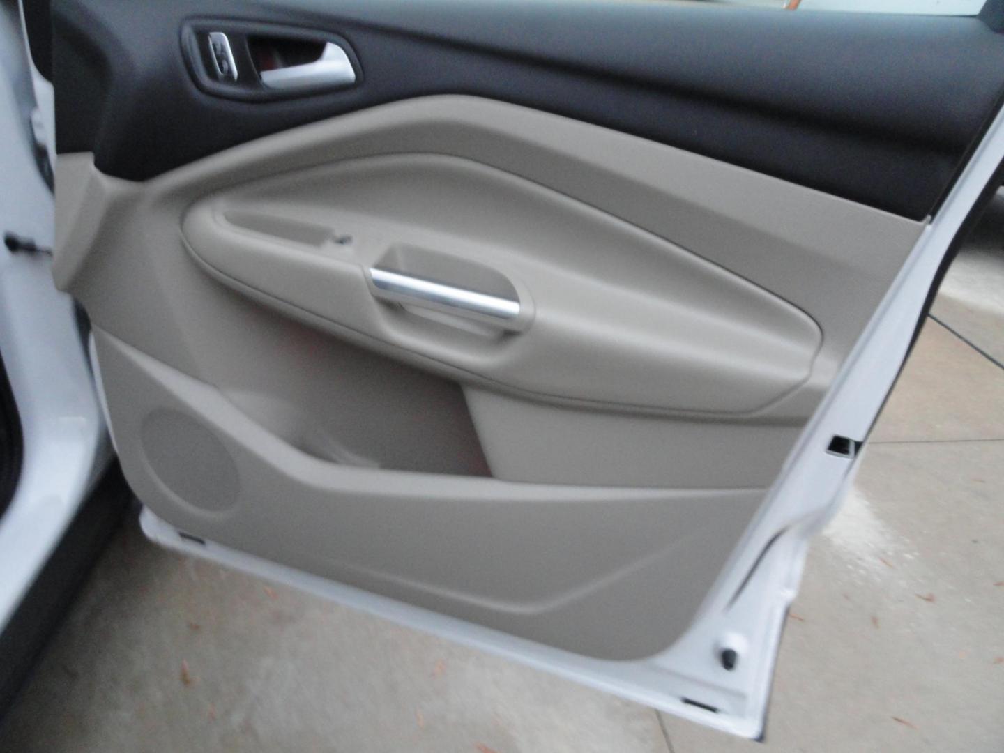 2015 White Platinum Tricoat /Tan Ford Escape Titanium 4WD (1FMCU9J94FU) with an 2.0L L4 DOHC 16V engine, 6-Speed Automatic transmission, located at 827 W 26th Street, Erie, PA, 16508, (814) 455-3401, 42.105431, -80.090942 - Photo#48