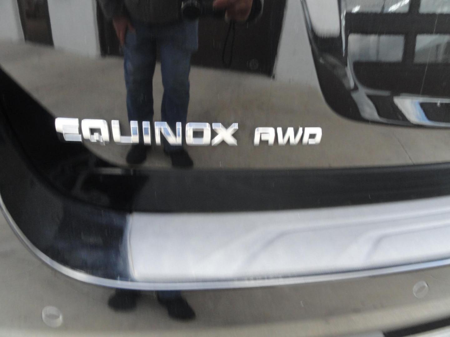 2017 Black Metallic /Greystone Chevrolet Equinox Premier AWD (2GNFLGE30H6) with an 3.6L V6 DOHC 24V engine, 6A transmission, located at 827 W 26th Street, Erie, PA, 16508, (814) 455-3401, 42.105431, -80.090942 - Photo#8