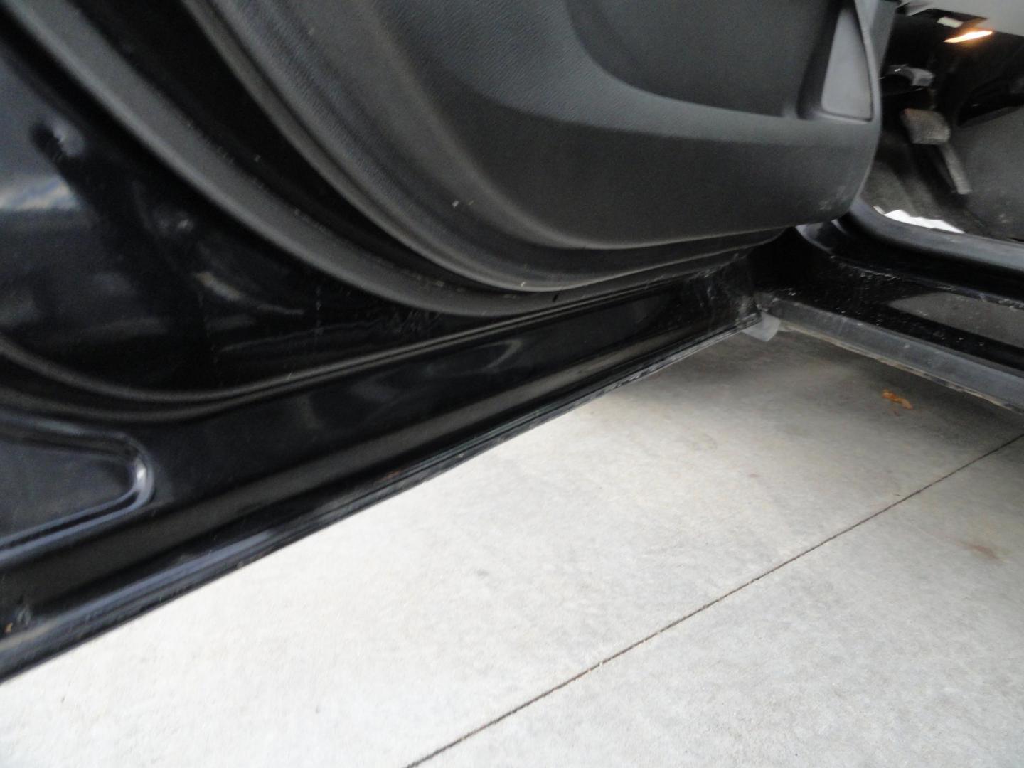 2017 Black Metallic /Greystone Chevrolet Equinox Premier AWD (2GNFLGE30H6) with an 3.6L V6 DOHC 24V engine, 6A transmission, located at 827 W 26th Street, Erie, PA, 16508, (814) 455-3401, 42.105431, -80.090942 - Photo#30