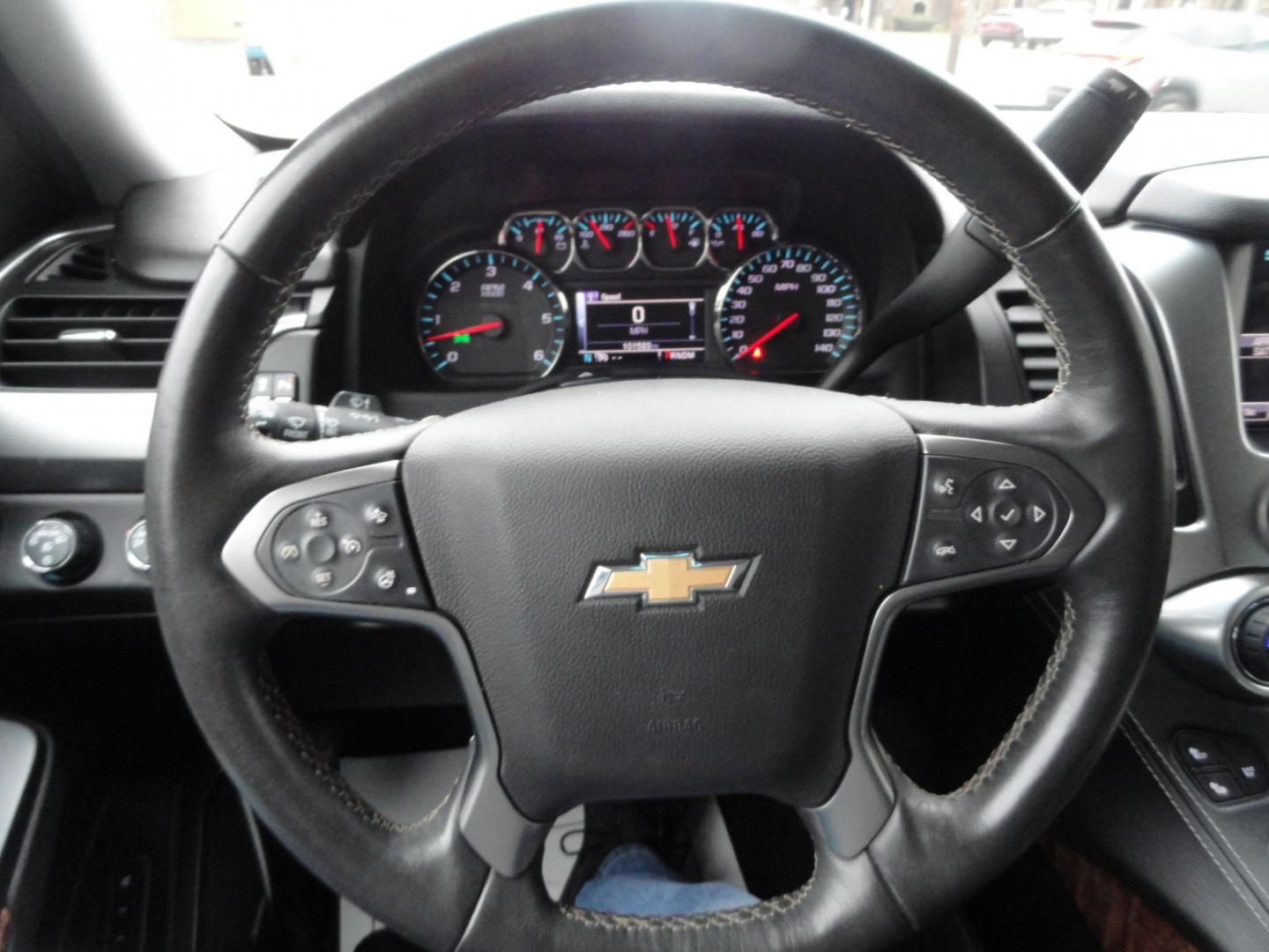 2015 Diamond White Tricoat /Jet Black Chevrolet Tahoe LTZ 4WD (1GNSKCKC5FR) with an 5.3L V8 OHV 16V engine, 6-Speed Automatic transmission, located at 827 W 26th Street, Erie, PA, 16508, (814) 455-3401, 42.105431, -80.090942 - Photo#17