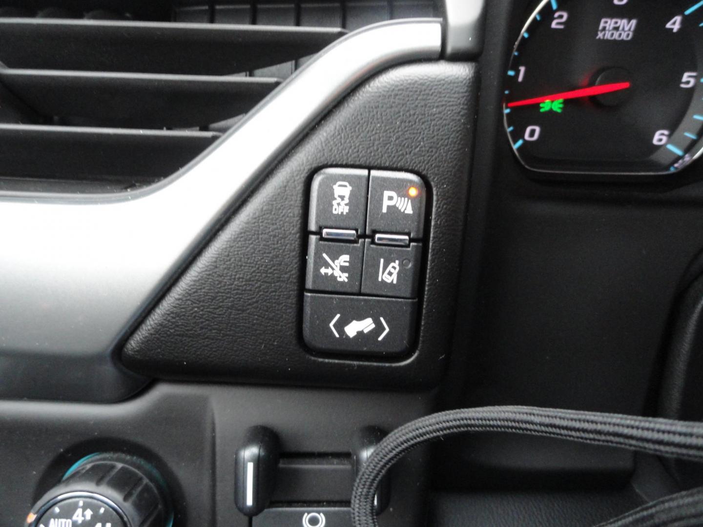 2015 Diamond White Tricoat /Jet Black Chevrolet Tahoe LTZ 4WD (1GNSKCKC5FR) with an 5.3L V8 OHV 16V engine, 6-Speed Automatic transmission, located at 827 W 26th Street, Erie, PA, 16508, (814) 455-3401, 42.105431, -80.090942 - Photo#23